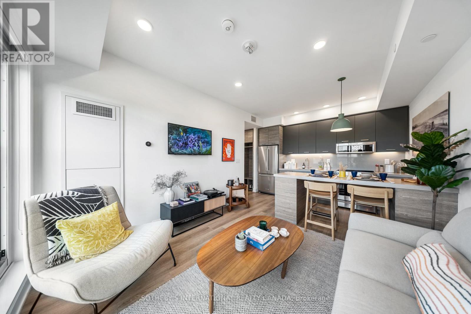 414 - 484 Spadina Avenue, Toronto, Ontario  M5S 0E4 - Photo 10 - C12944580