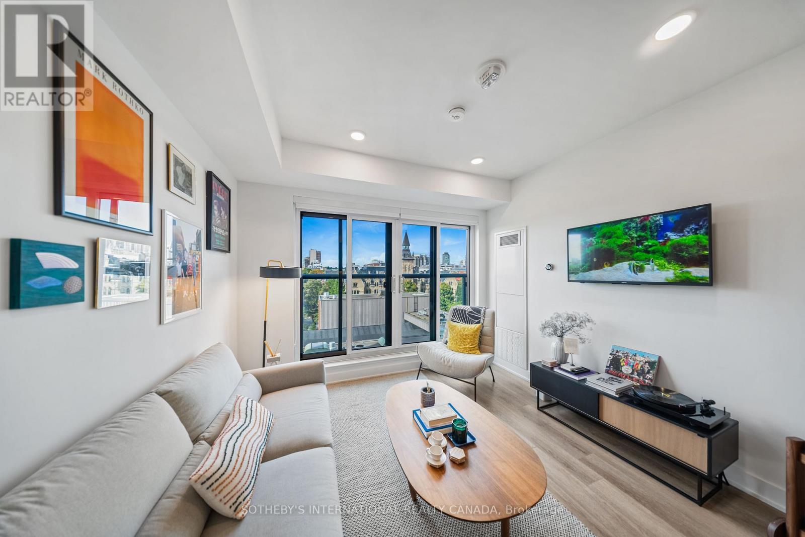 414 - 484 Spadina Avenue, Toronto, Ontario  M5S 0E4 - Photo 8 - C12944580