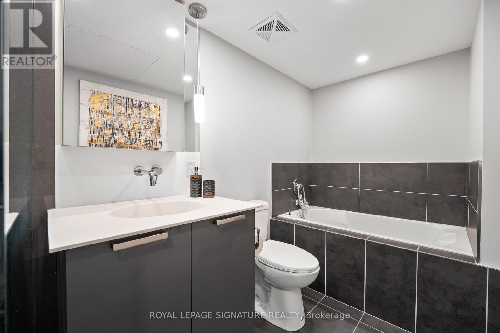 109 - 95 Bathurst Street, Toronto, Ontario  M5V 2P9 - Photo 13 - C12944602