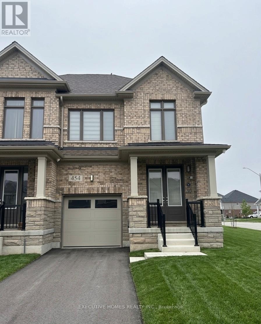 454 ROBERT WOOLNER STREET, North Dumfries, Ontario