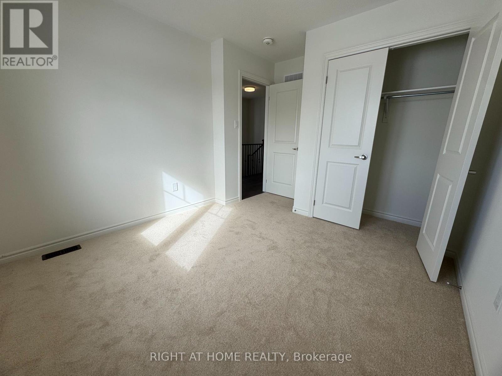 108 Sanderson Drive, Kawartha Lakes, Ontario  K9V 0S7 - Photo 33 - X12942068