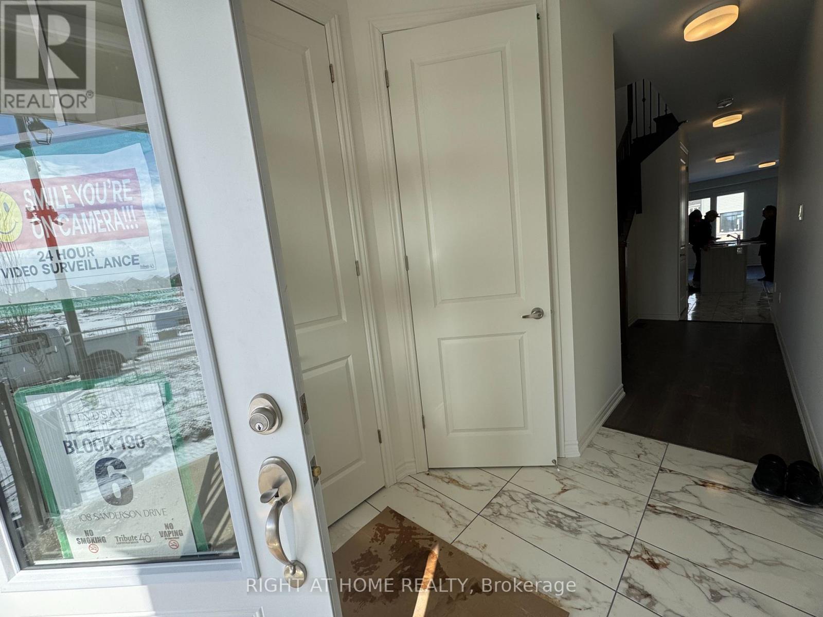 108 Sanderson Drive, Kawartha Lakes, Ontario  K9V 0S7 - Photo 2 - X12942068