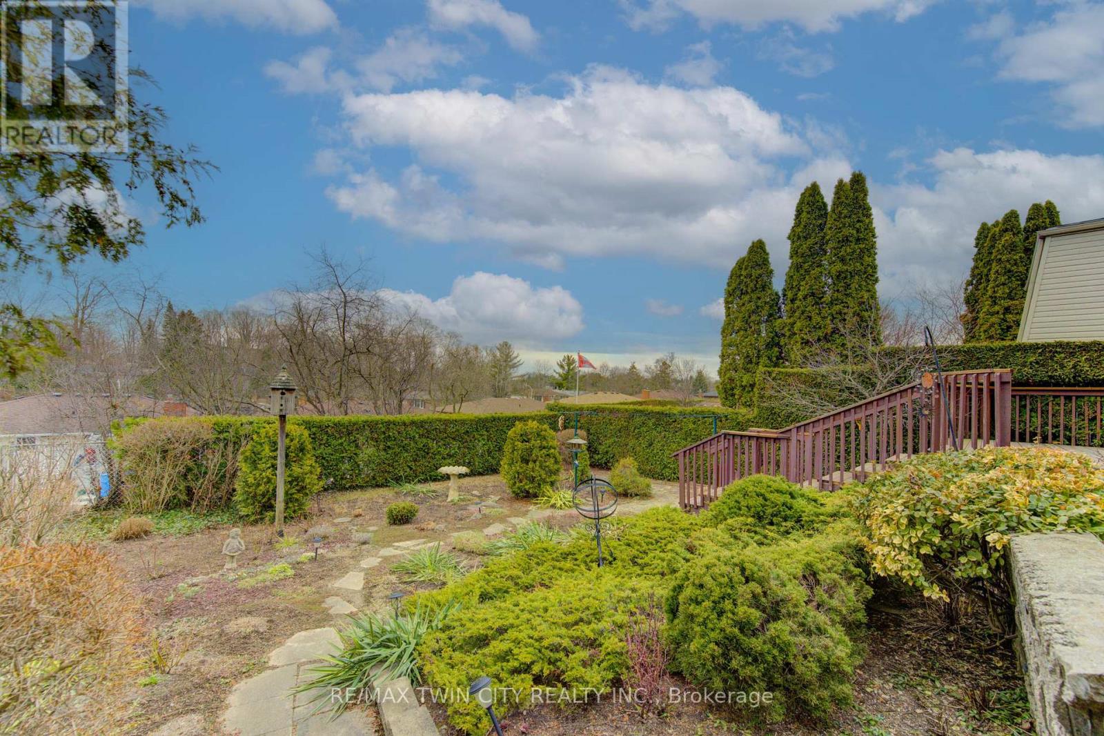 55 Coach Hill Drive, Kitchener, Ontario  N2E 1N7 - Photo 32 - X12940610