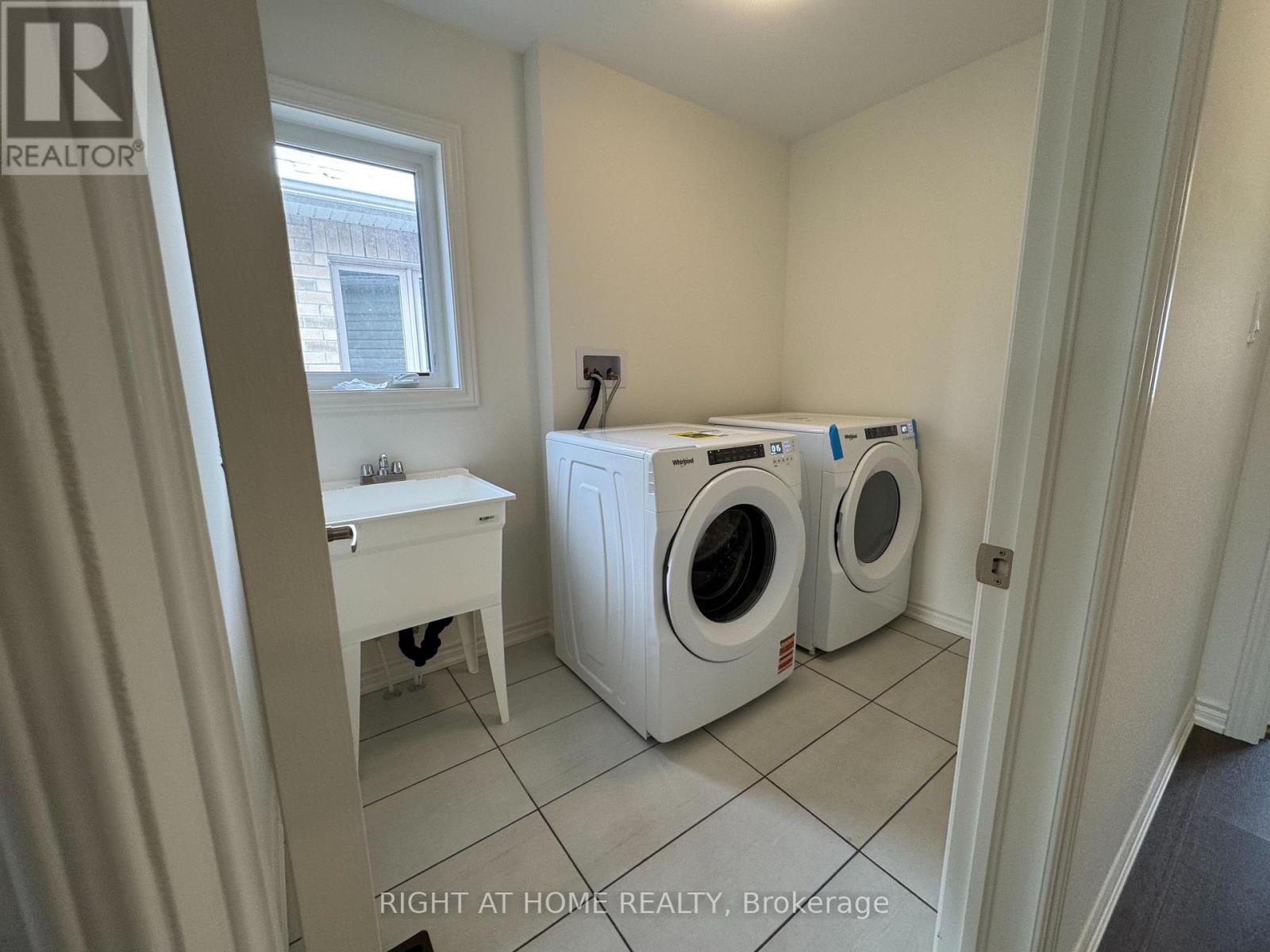 108 Sanderson Drive, Kawartha Lakes, Ontario  K9V 0S7 - Photo 39 - X12942068