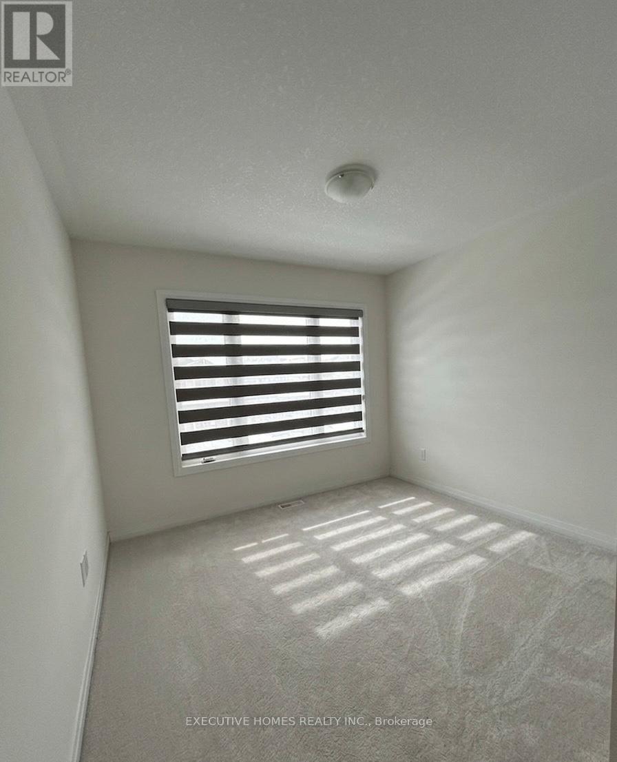 454 Robert Woolner Street, North Dumfries, Ontario  N0B 1E0 - Photo 6 - X12932082