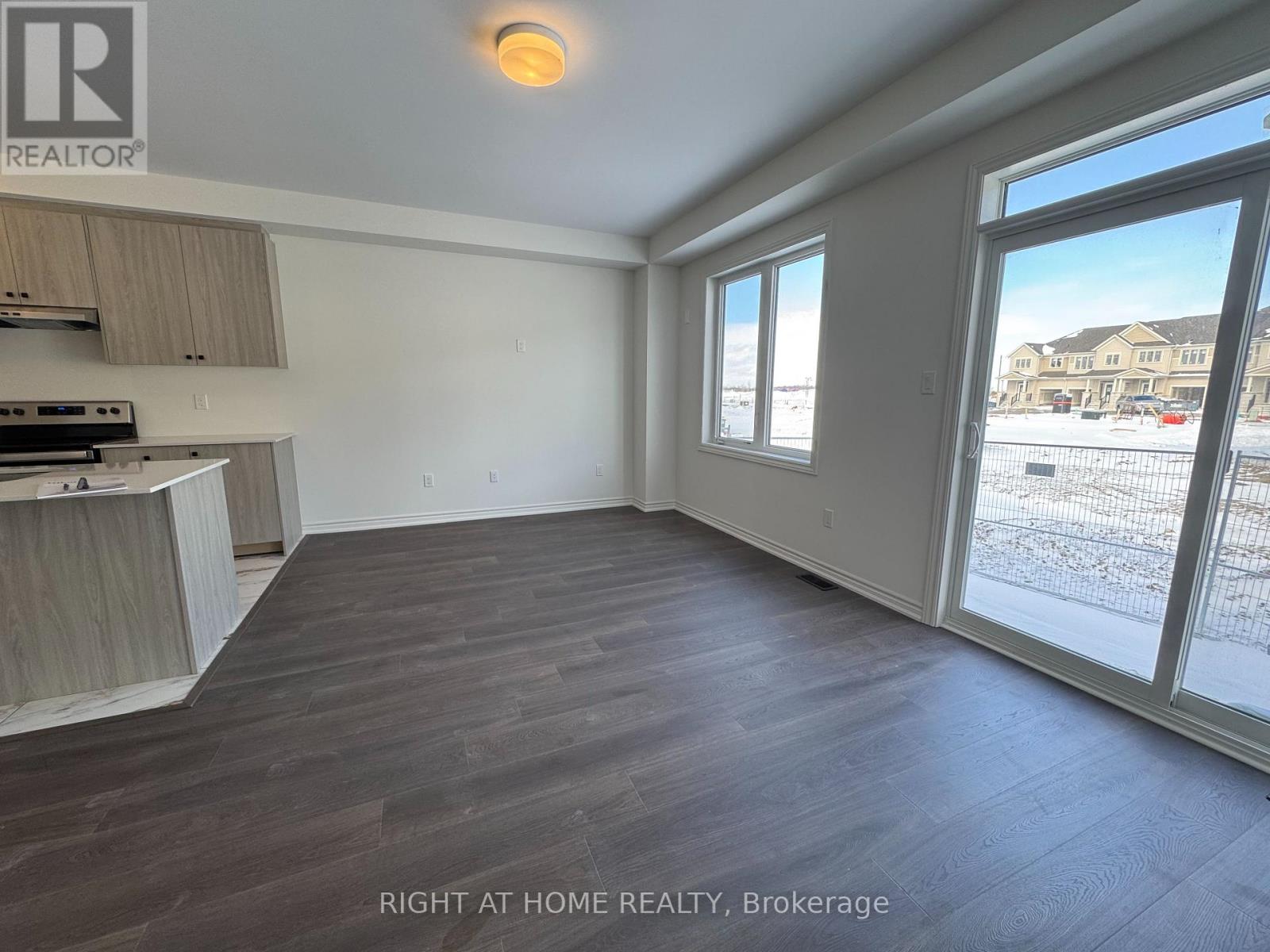 108 Sanderson Drive, Kawartha Lakes, Ontario  K9V 0S7 - Photo 13 - X12942068