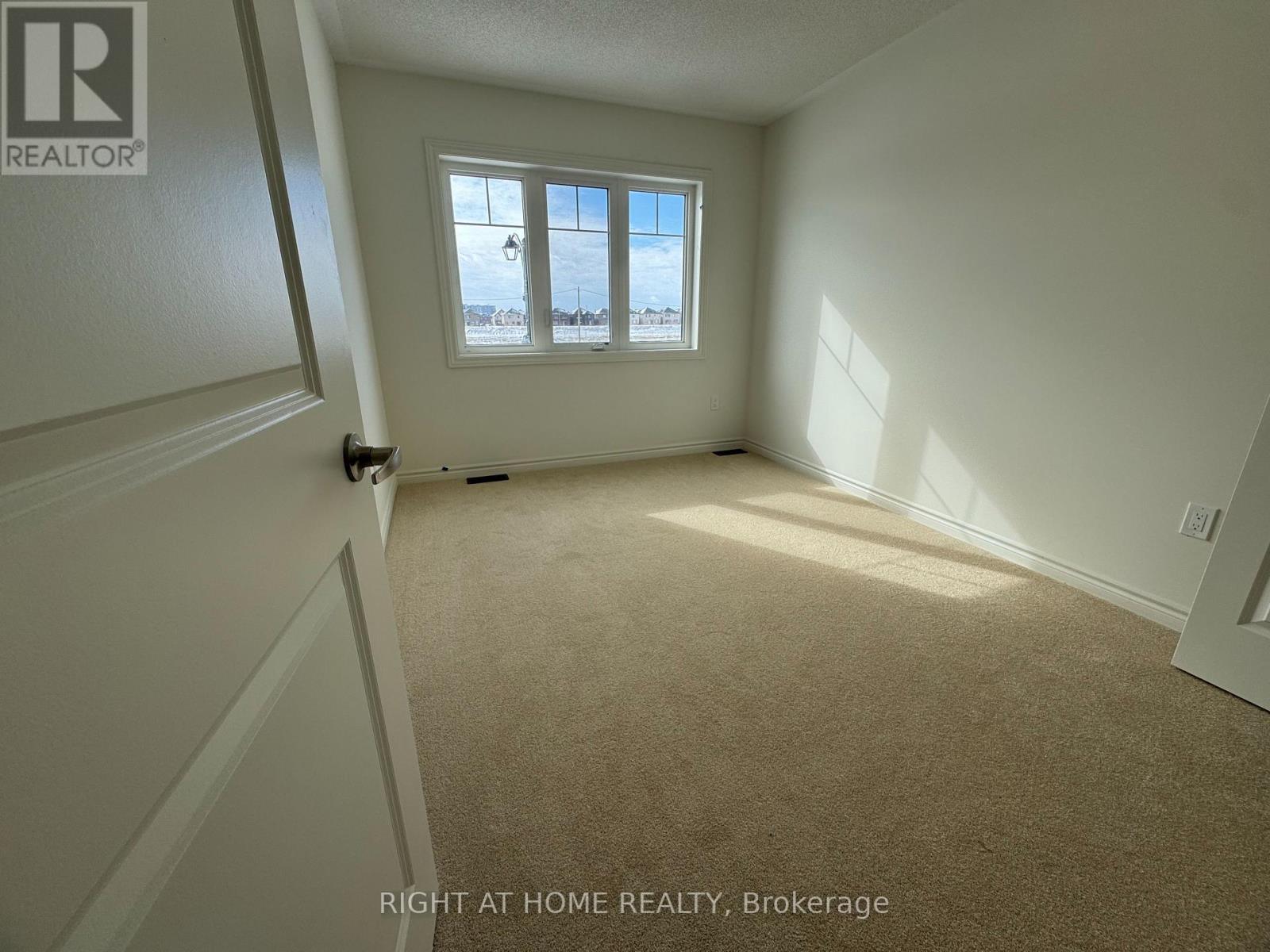 108 Sanderson Drive, Kawartha Lakes, Ontario  K9V 0S7 - Photo 35 - X12942068