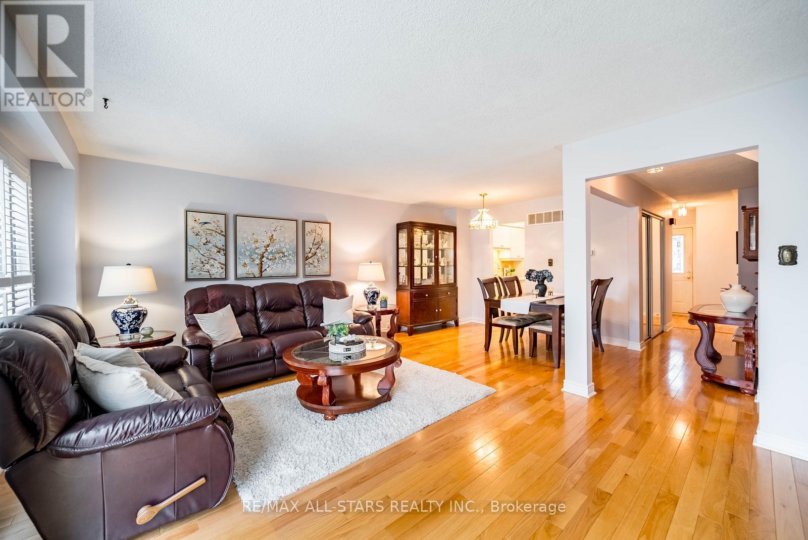 25 Thistlewaite Crescent, Toronto, Ontario  M1S 3Y8 - Photo 24 - E12944178
