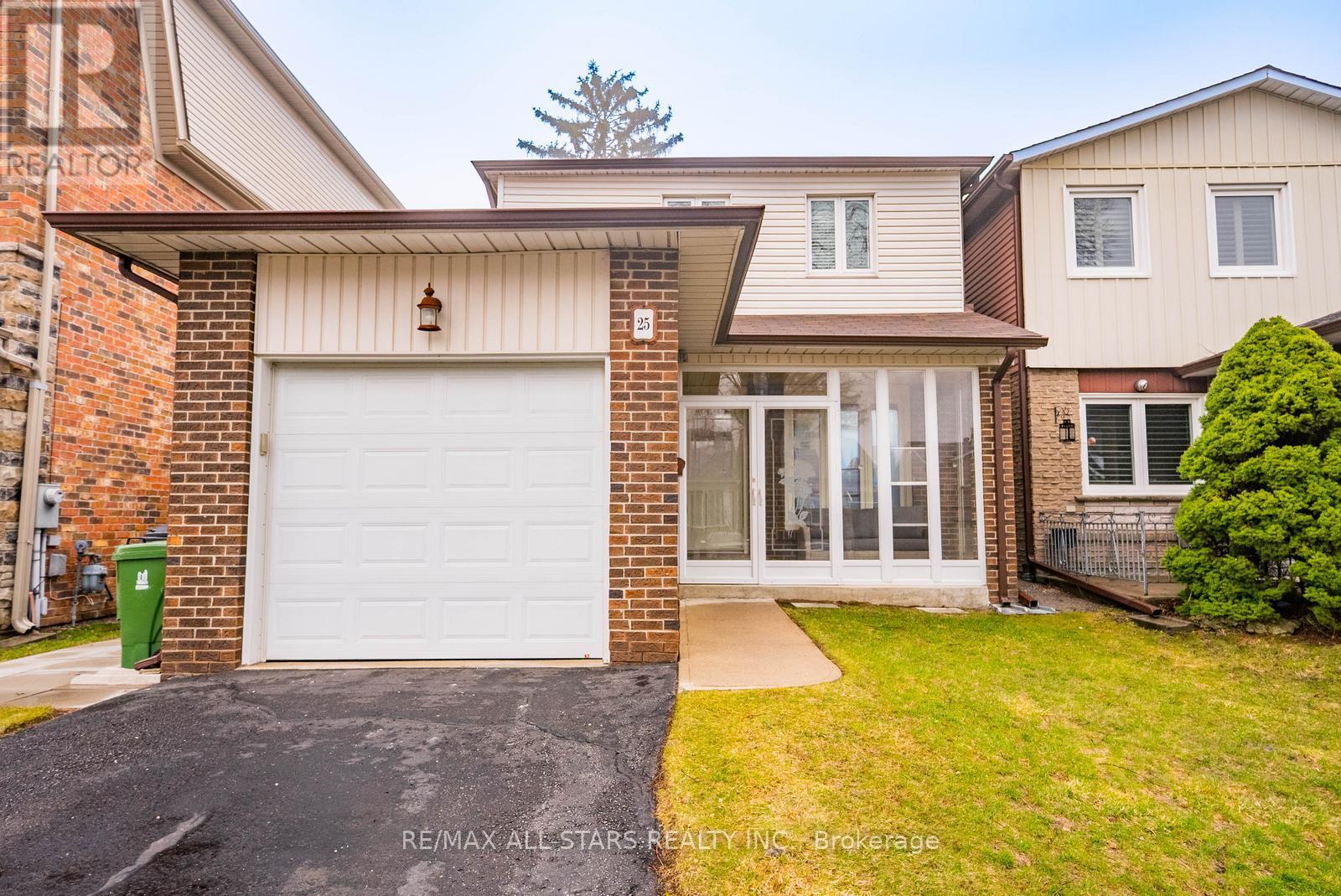 25 Thistlewaite Crescent, Toronto, Ontario  M1S 3Y8 - Photo 3 - E12944178