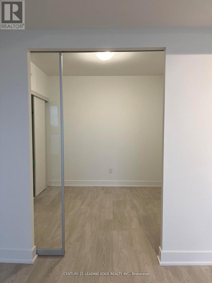 1802 - 2545 Simcoe Street N, Oshawa, Ontario  L1H 7K4 - Photo 5 - E12944214