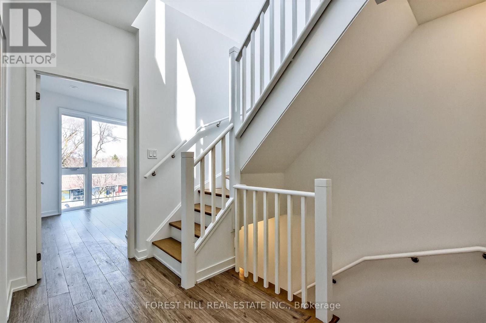 30 - 35 BIRCHCLIFF AVENUE Toronto (Birchcliffe-Cliffside), ON M1N 0C1