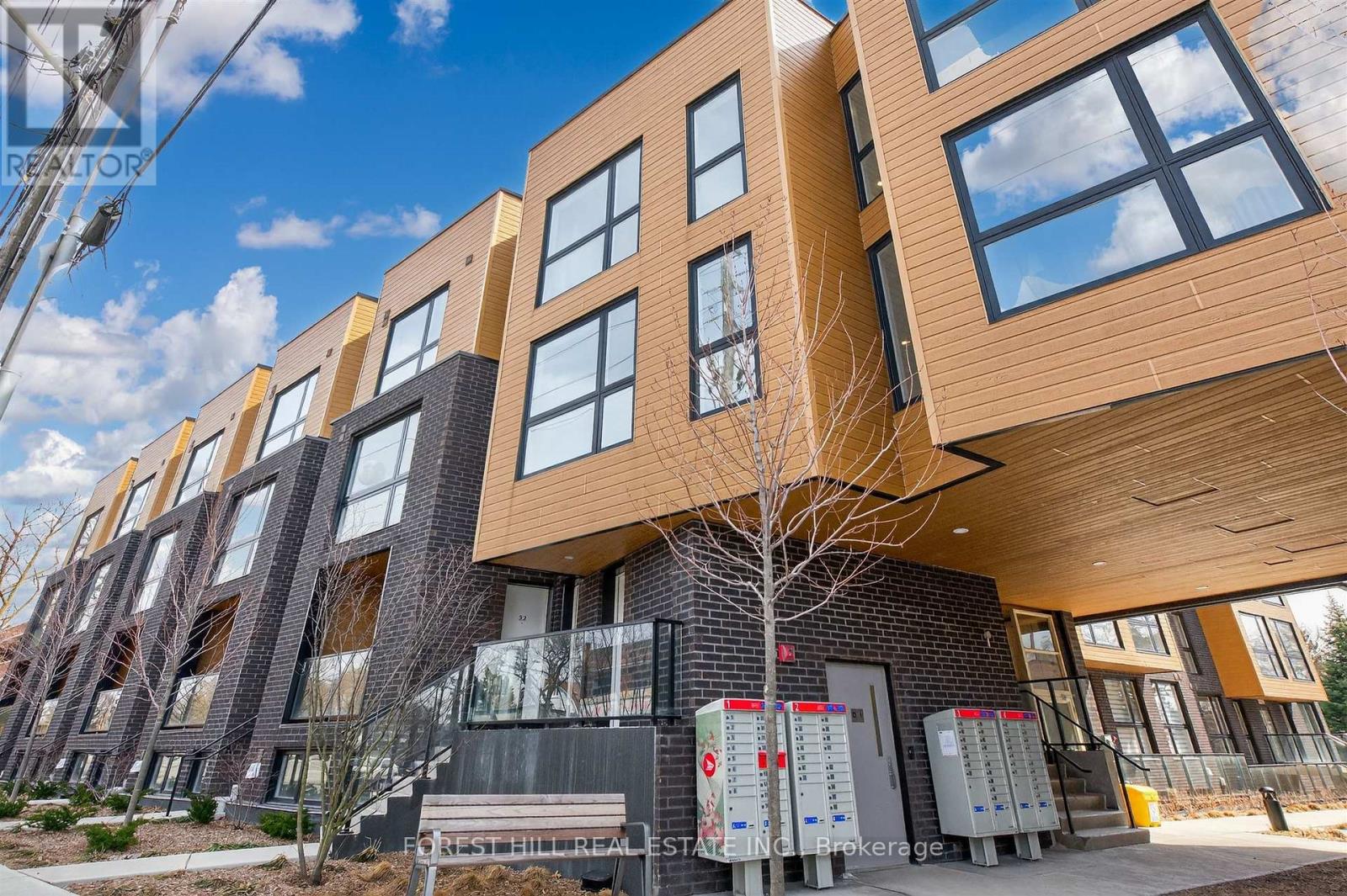 30 - 35 BIRCHCLIFF AVENUE Toronto (Birchcliffe-Cliffside), ON M1N 0C1