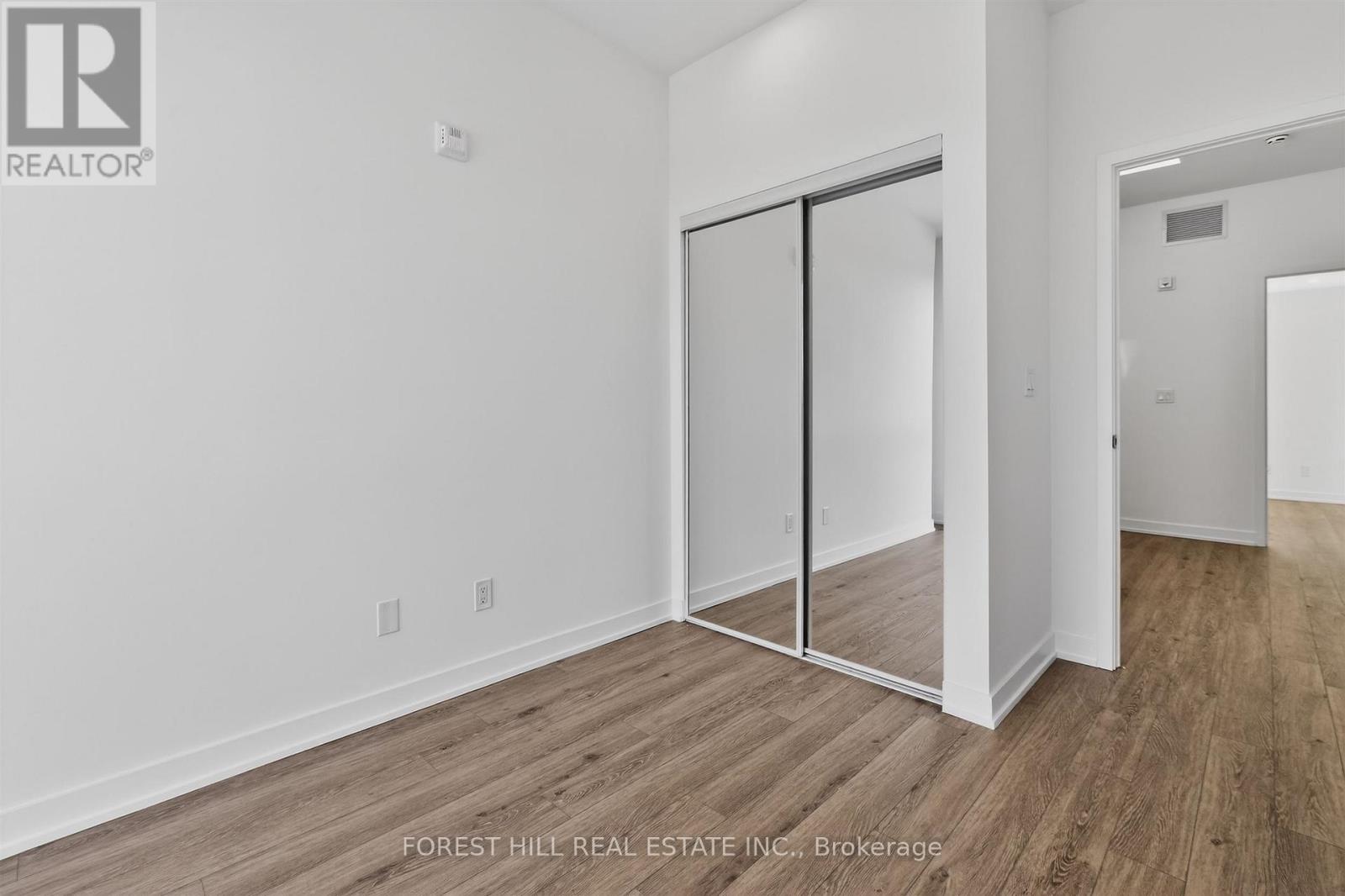 30 - 35 BIRCHCLIFF AVENUE Toronto (Birchcliffe-Cliffside), ON M1N 0C1