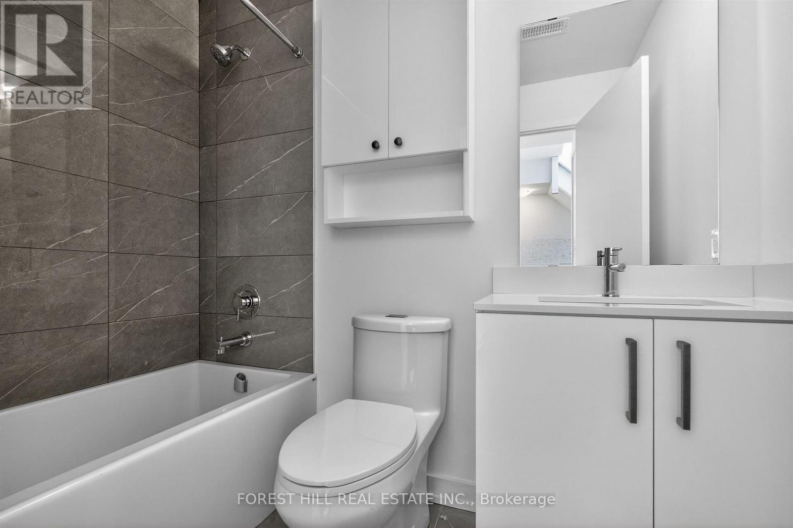 30 - 35 BIRCHCLIFF AVENUE Toronto (Birchcliffe-Cliffside), ON M1N 0C1