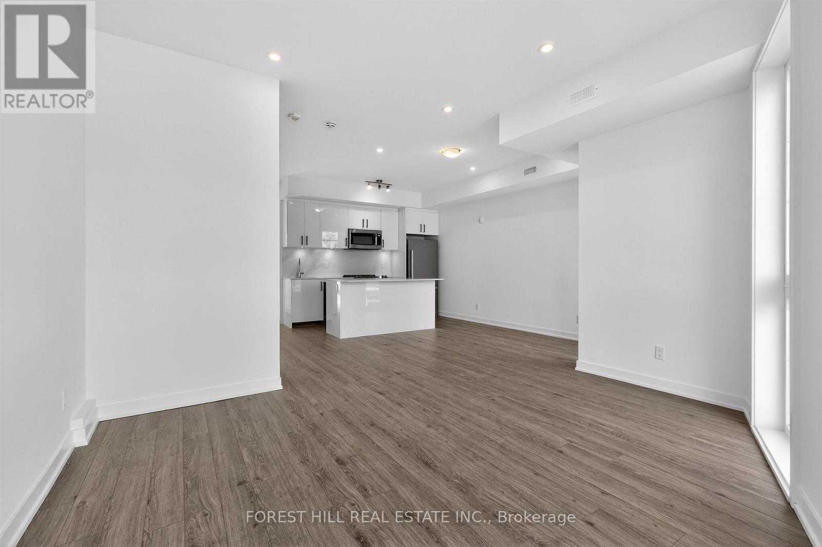 30 - 35 BIRCHCLIFF AVENUE Toronto (Birchcliffe-Cliffside), ON M1N 0C1