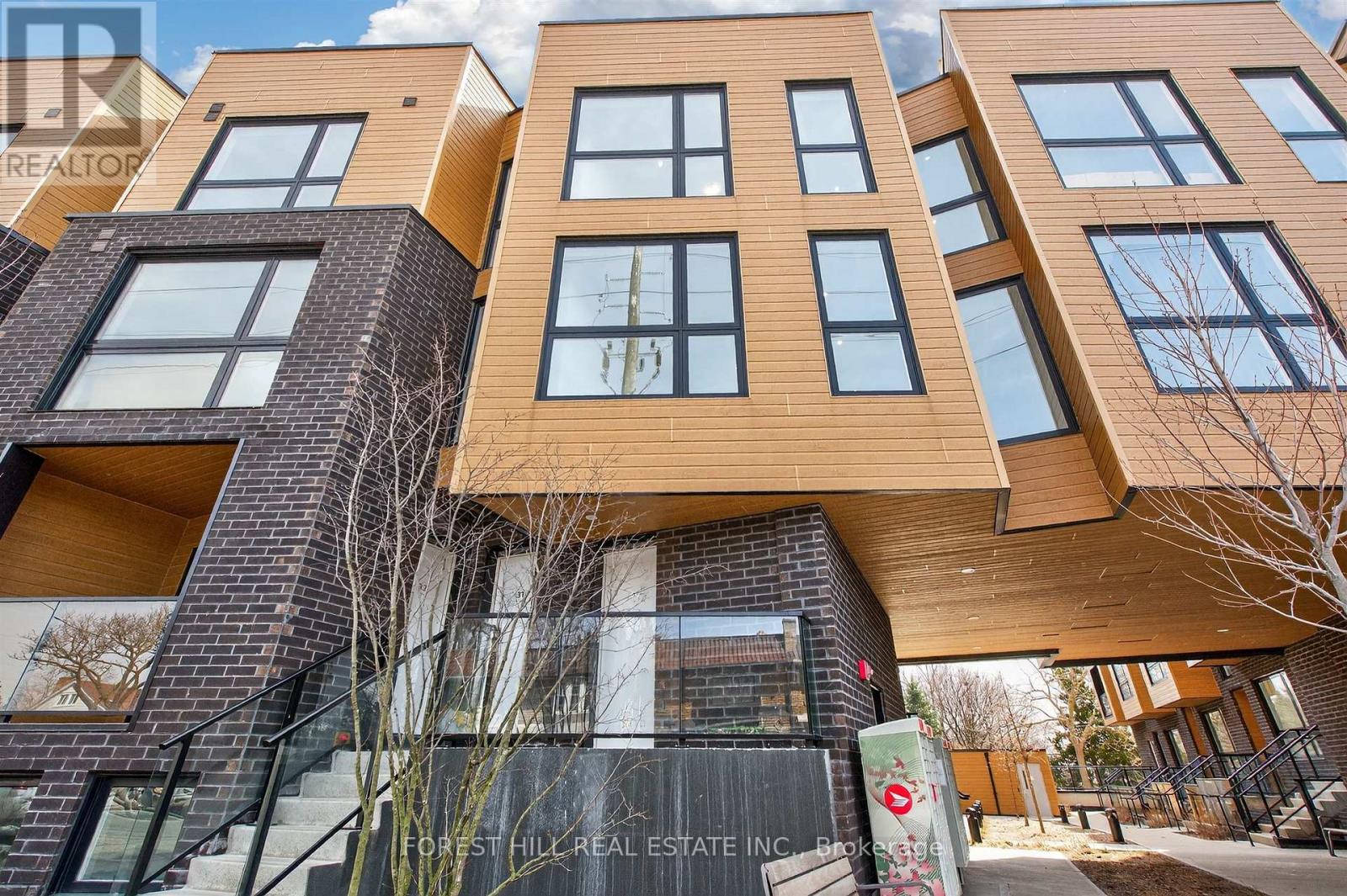 30 - 35 Birchcliff Avenue, Toronto, Ontario  M1N 0C1 - Photo 2 - E12944250