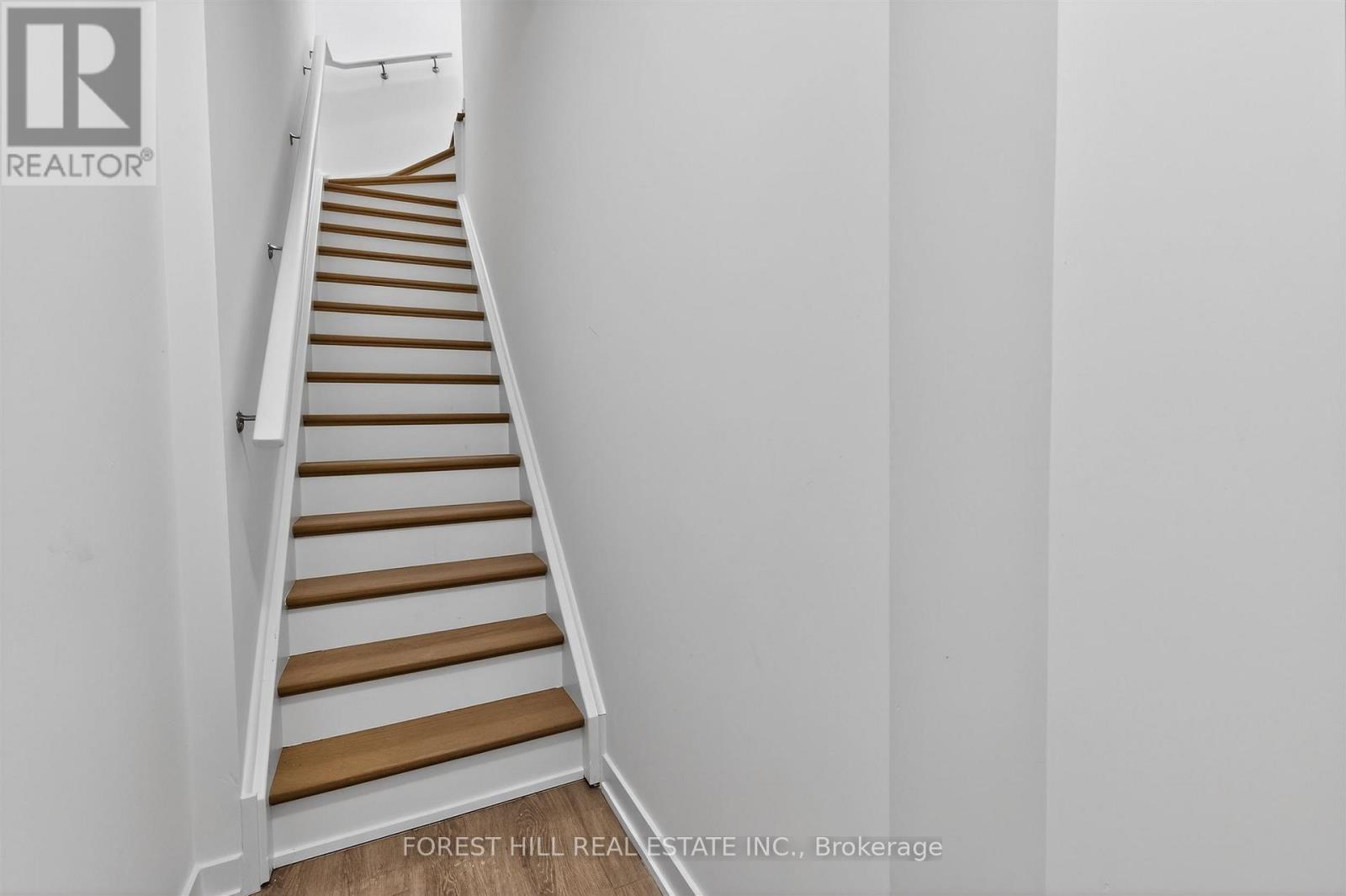 30 - 35 Birchcliff Avenue, Toronto, Ontario  M1N 0C1 - Photo 4 - E12944250