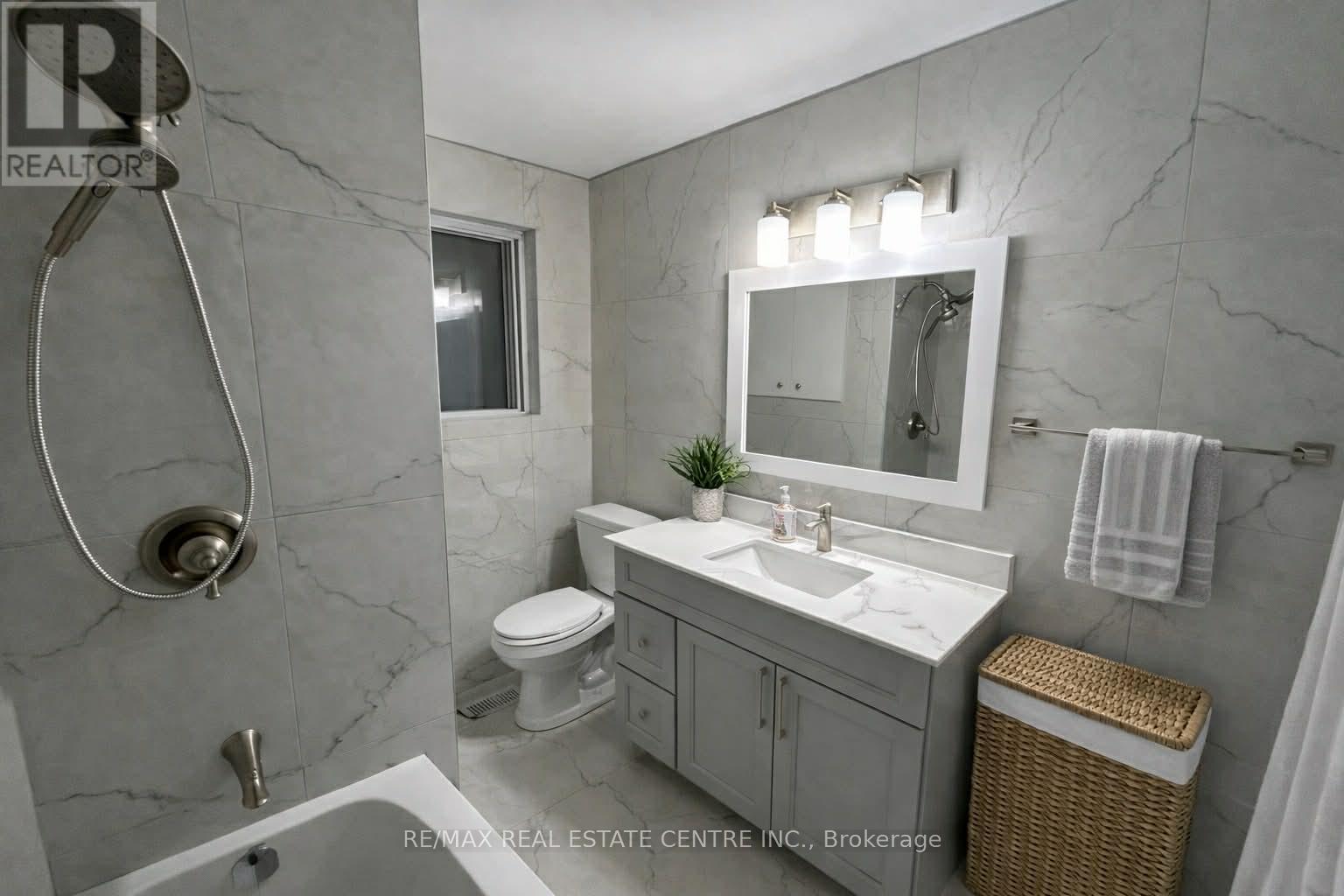 14 Cora Crescent, Toronto, Ontario  M1P 4M4 - Photo 10 - E12944388