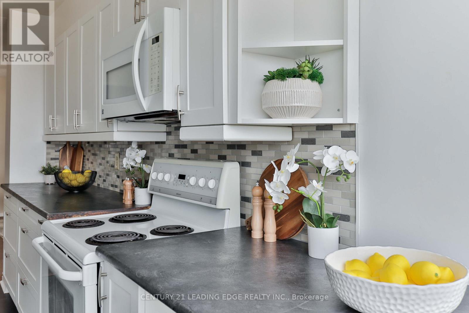 1804 - 2365 Kennedy Road, Toronto, Ontario  M1T 3S6 - Photo 18 - E12944408