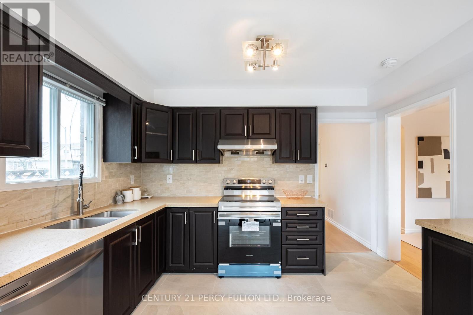 1506 Bentley Lane, Pickering, Ontario  L1X 2M5 - Photo 16 - E12944496