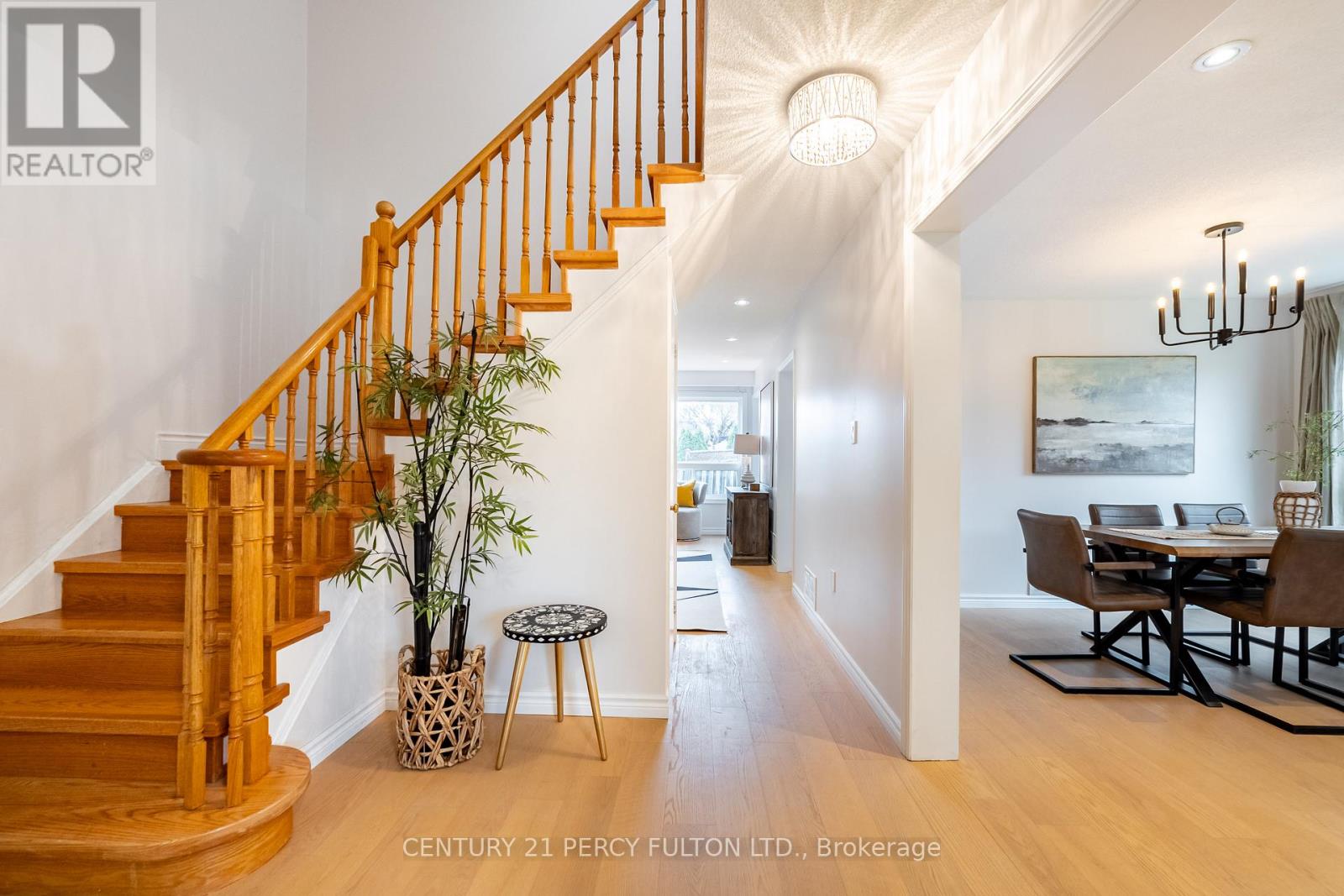 1506 Bentley Lane, Pickering, Ontario  L1X 2M5 - Photo 5 - E12944496