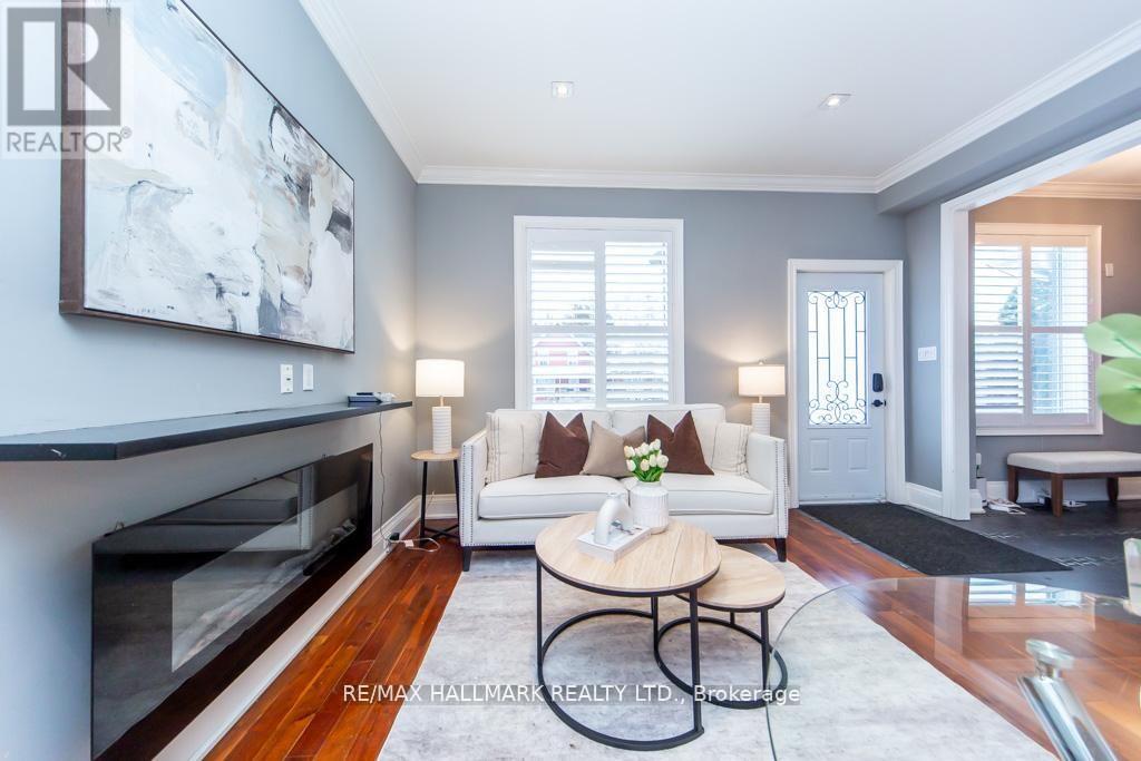 226 Ritson Road S, Oshawa, Ontario  L1H 5H7 - Photo 3 - E12944508