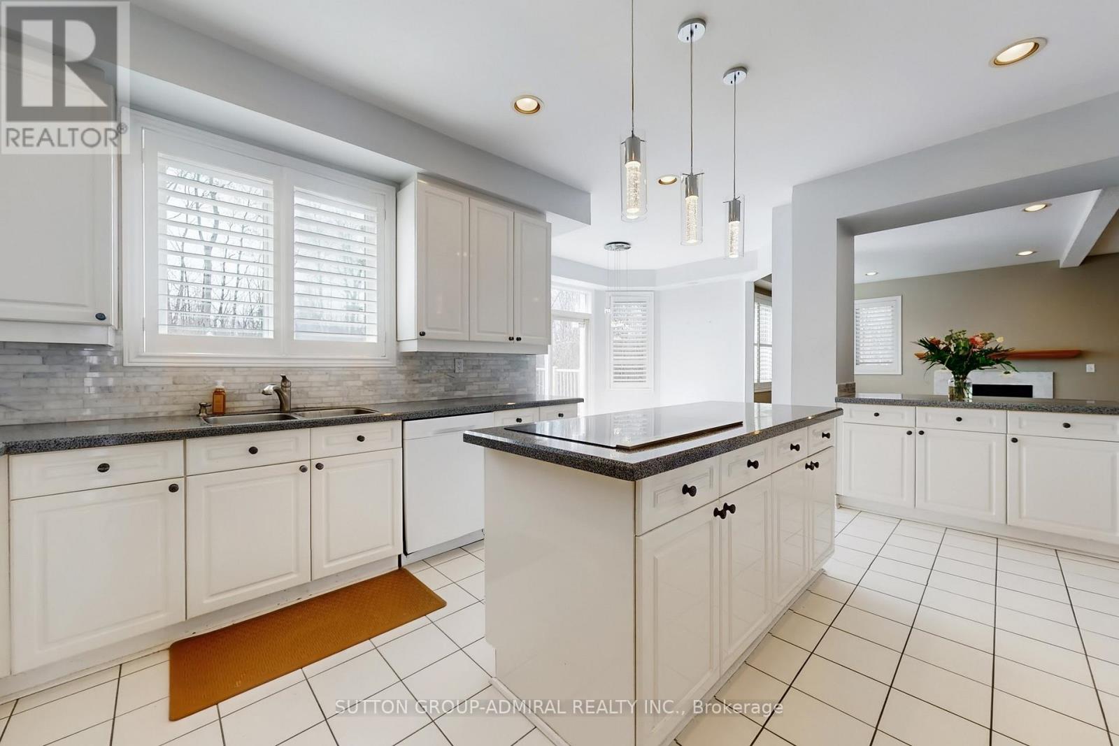 113 Sandcherry Court, Pickering, Ontario  L1V 6V8 - Photo 11 - E12944528