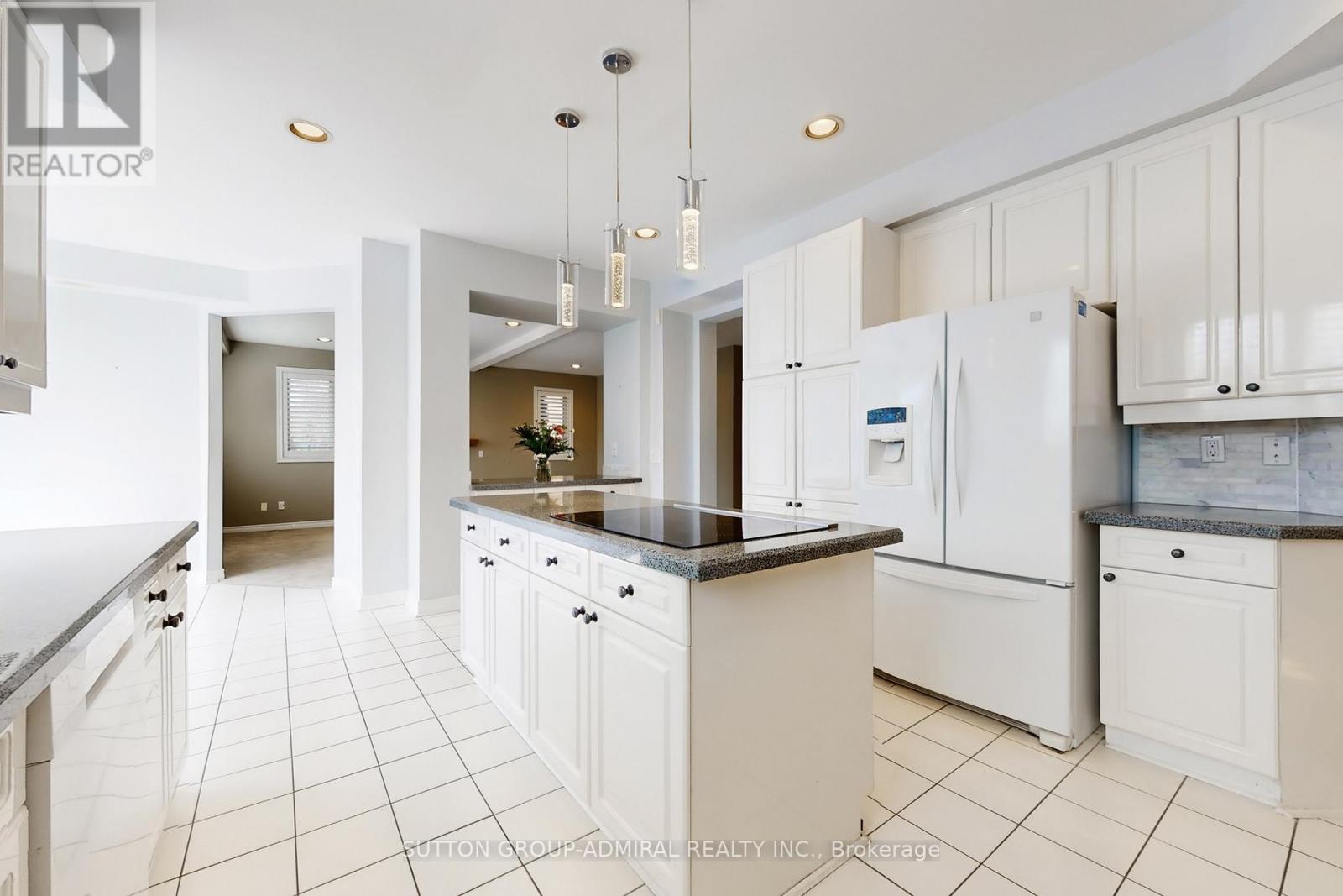 113 Sandcherry Court, Pickering, Ontario  L1V 6V8 - Photo 12 - E12944528