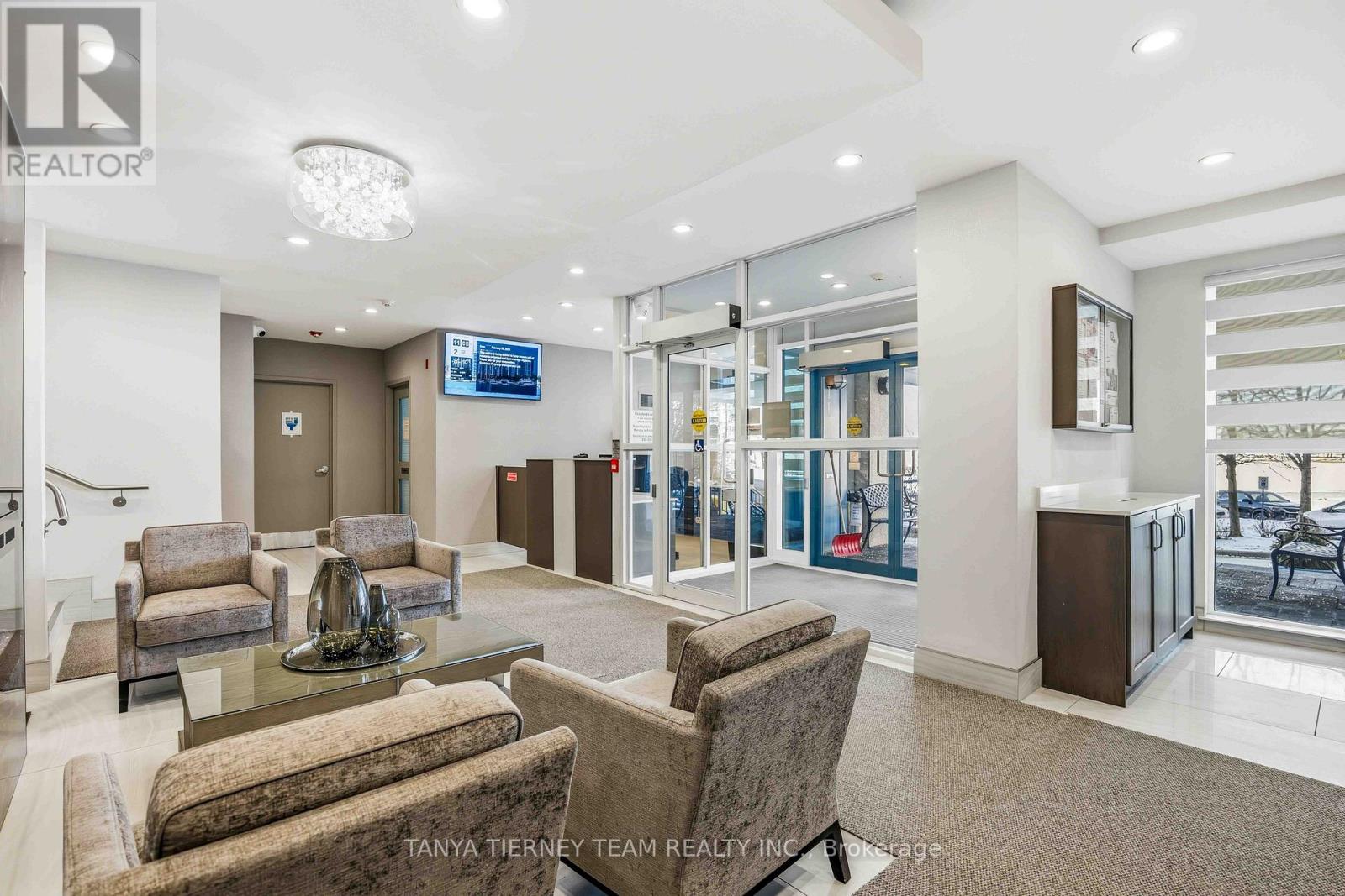 903 - 340 Watson Street W, Whitby, Ontario  L1N 9G1 - Photo 7 - E12944558