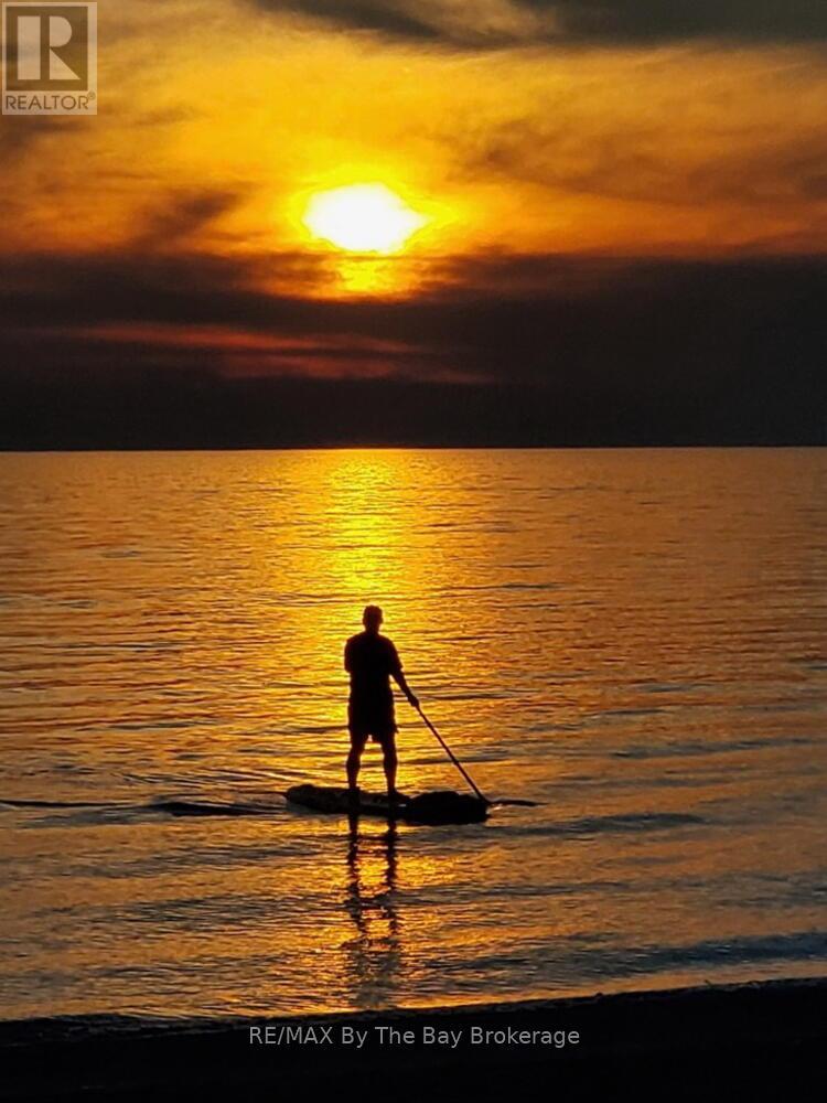 1327 River Road E, Wasaga Beach, Ontario  L9Z 2R7 - Photo 27 - S12941550