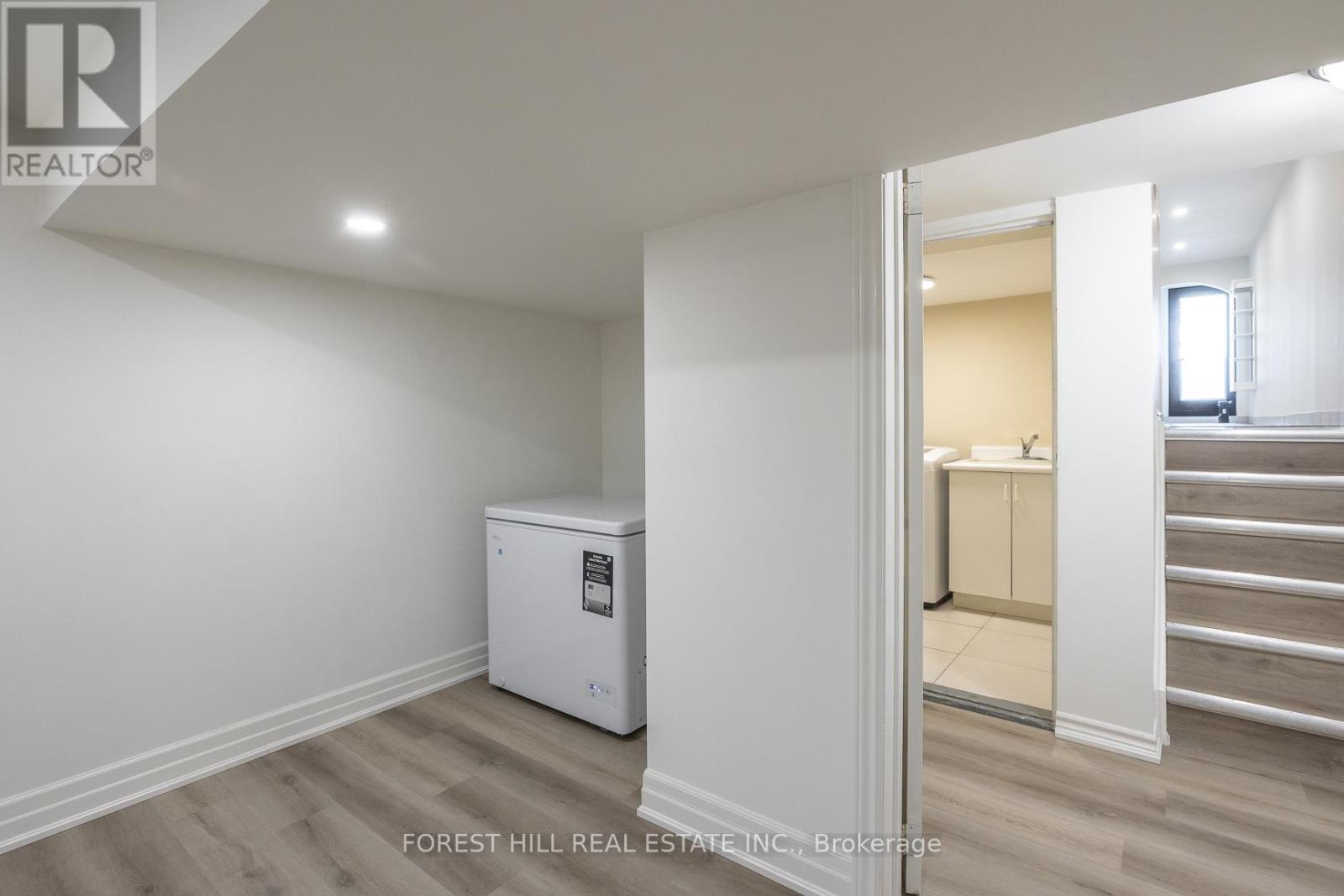 Lower - 596 Woodbridge Avenue, Vaughan, Ontario  L4L 2T7 - Photo 11 - N12944170