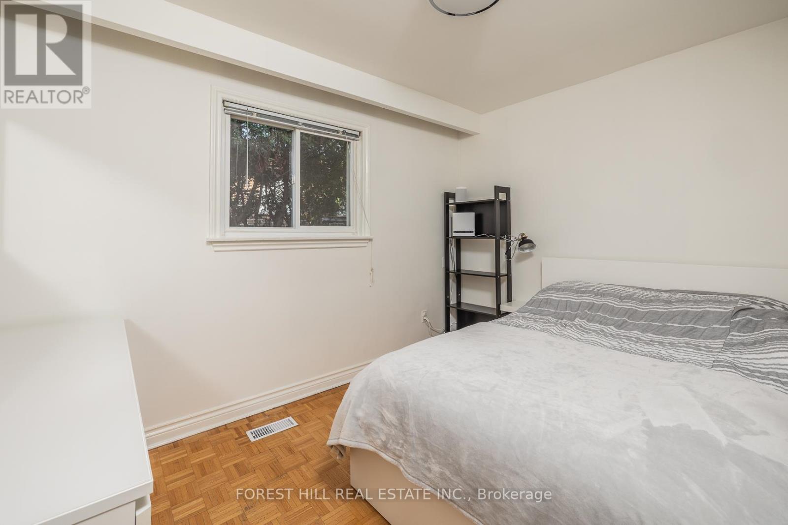 Lower - 596 Woodbridge Avenue, Vaughan, Ontario  L4L 2T7 - Photo 8 - N12944170