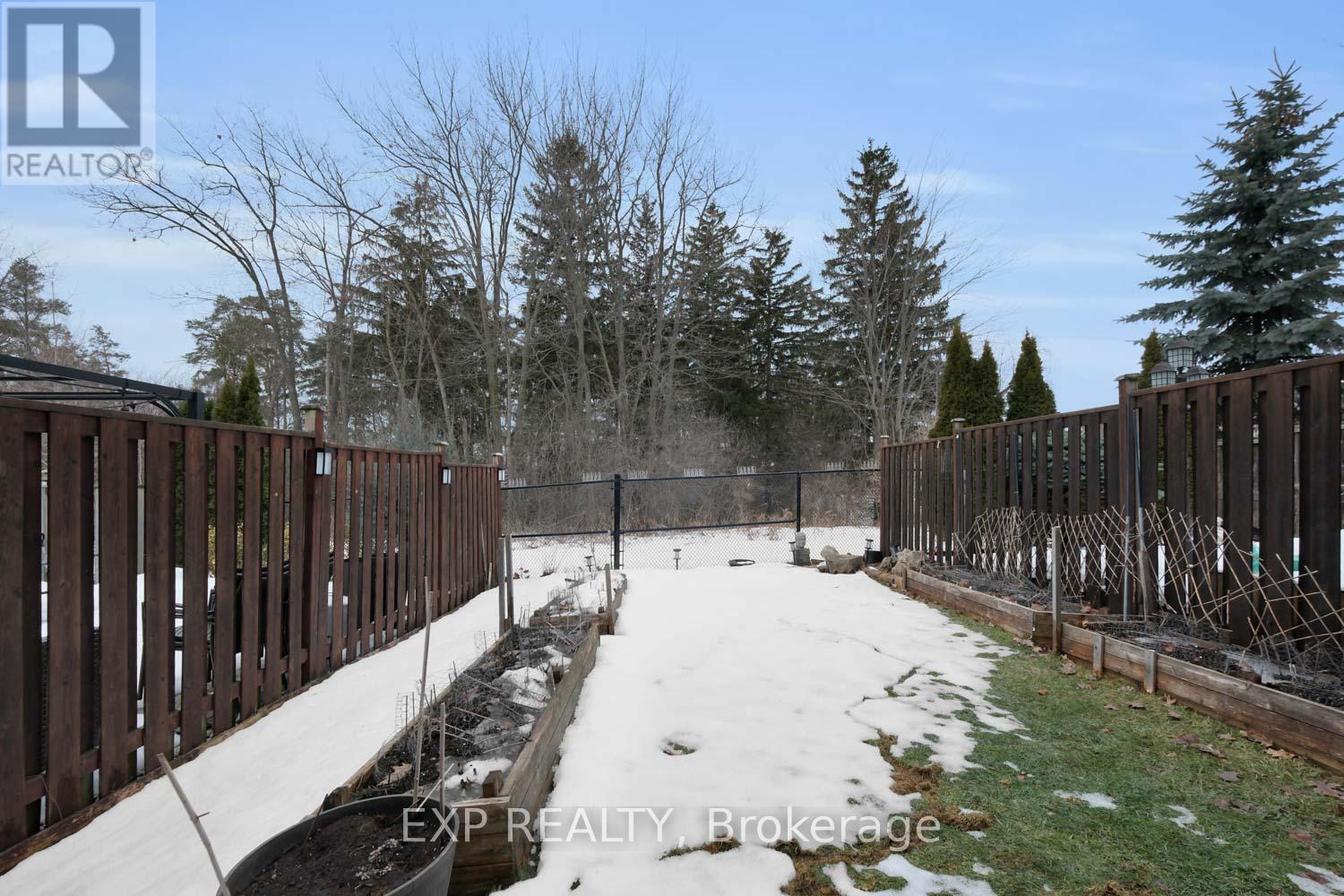 24 Williams Street, Markham, Ontario  L6C 0C2 - Photo 12 - N12944186