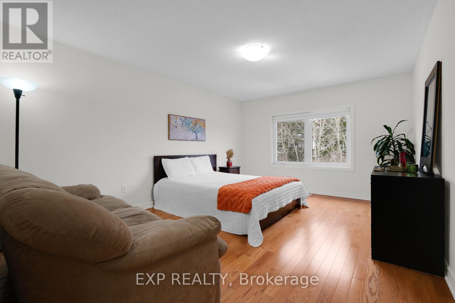 24 Williams Street, Markham, Ontario  L6C 0C2 - Photo 15 - N12944186