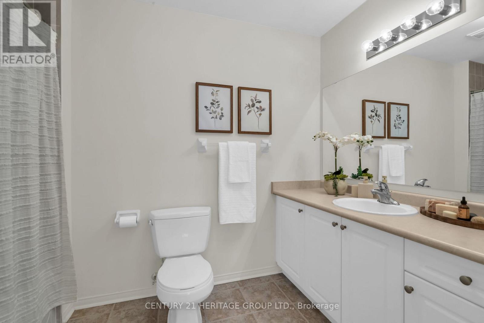 129 Hartford Crescent, Newmarket, Ontario  L3X 2Z4 - Photo 28 - N12944230