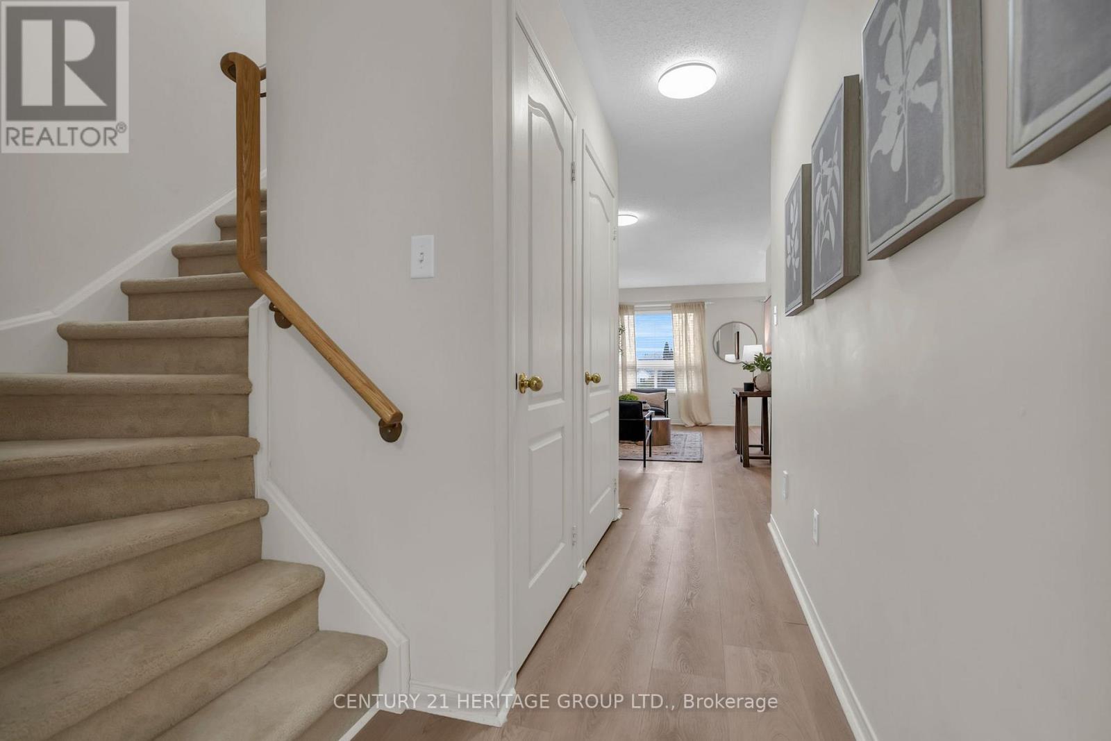 129 Hartford Crescent, Newmarket, Ontario  L3X 2Z4 - Photo 6 - N12944230