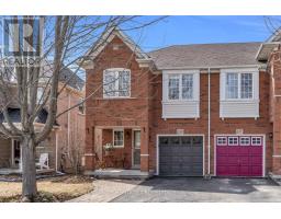 129 HARTFORD CRESCENT, Newmarket, Ontario