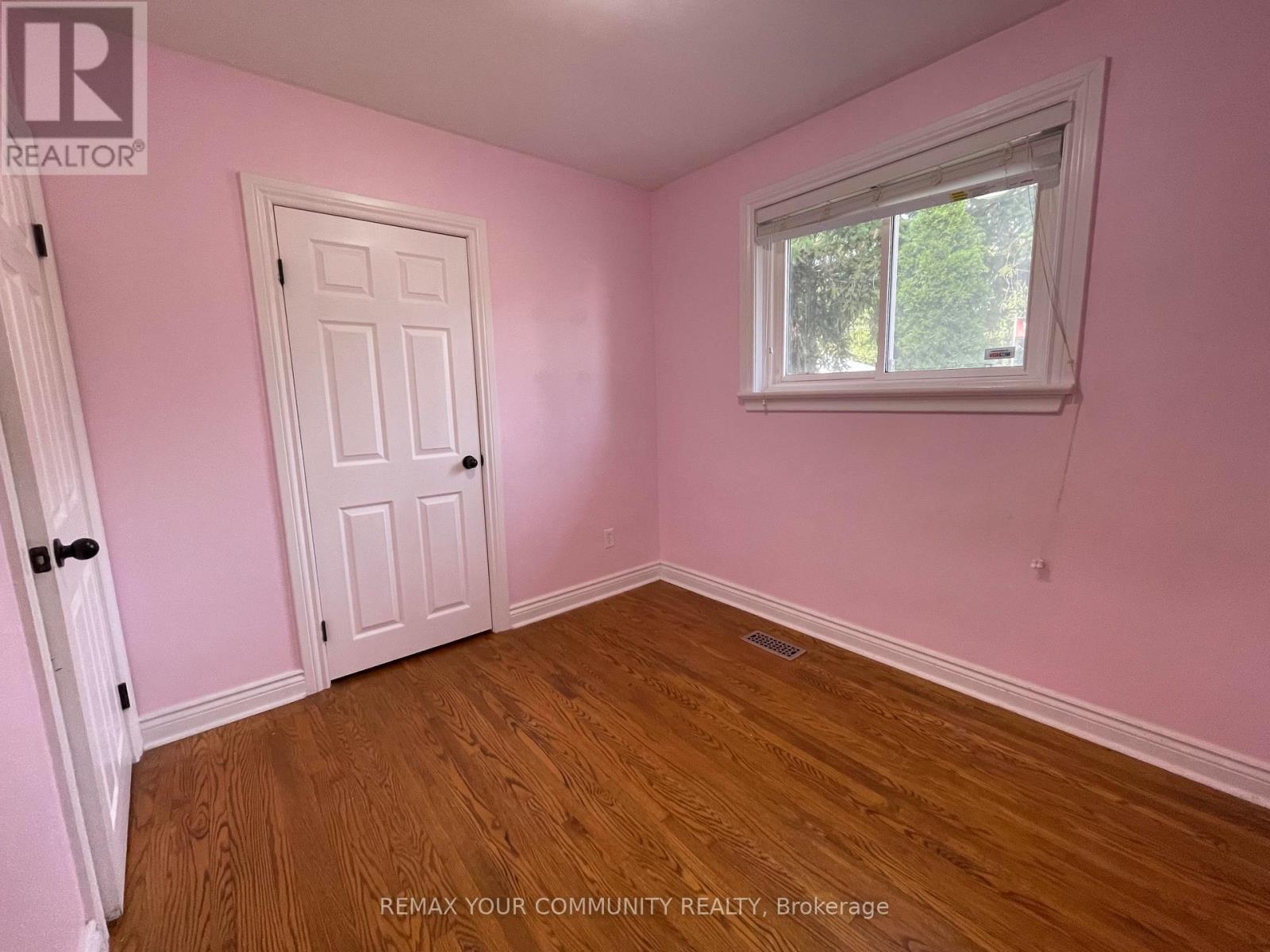 326 Rupert Avenue, Whitchurch-Stouffville, Ontario  L4A 1C9 - Photo 12 - N12944262