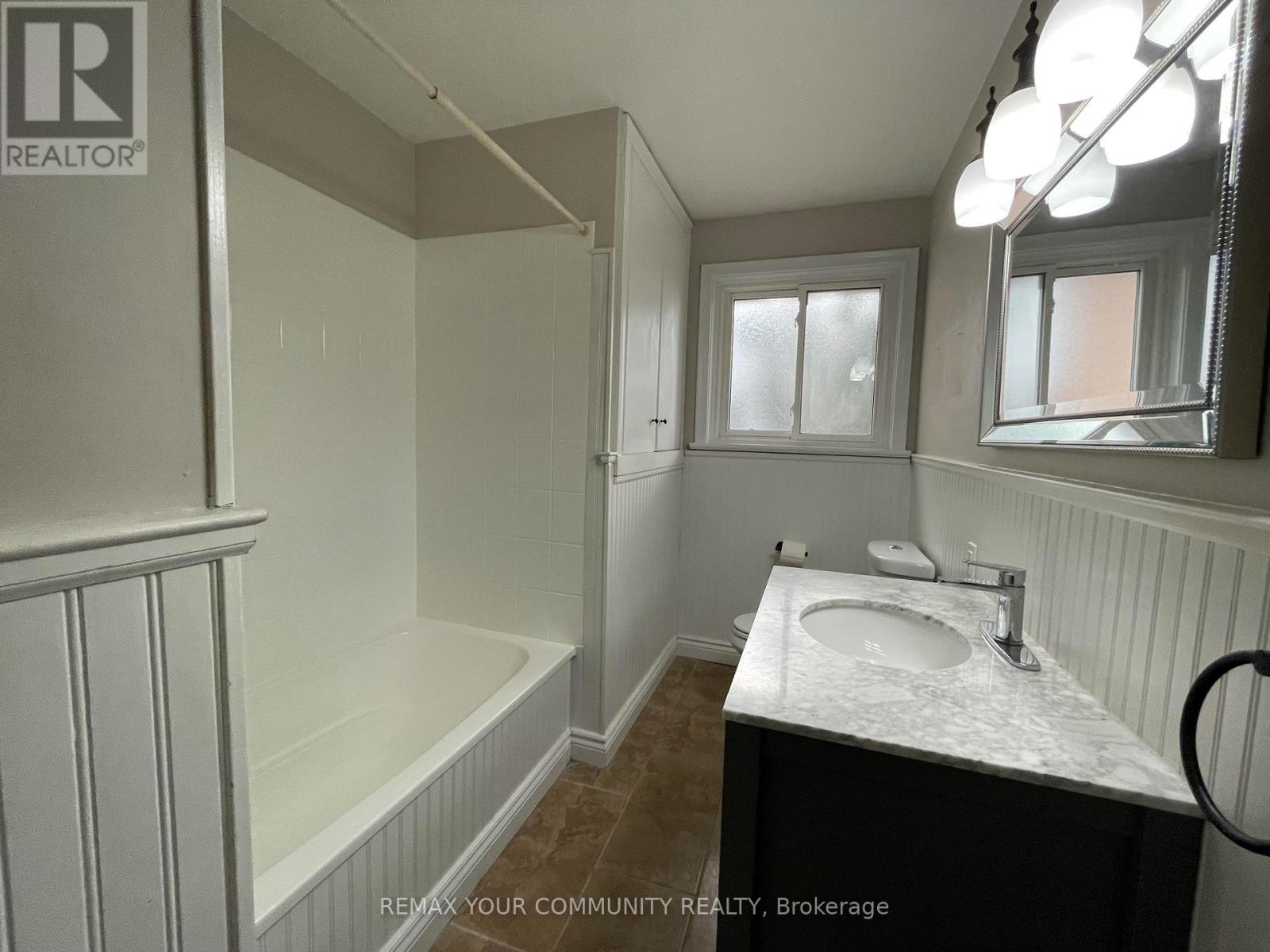 326 Rupert Avenue, Whitchurch-Stouffville, Ontario  L4A 1C9 - Photo 13 - N12944262