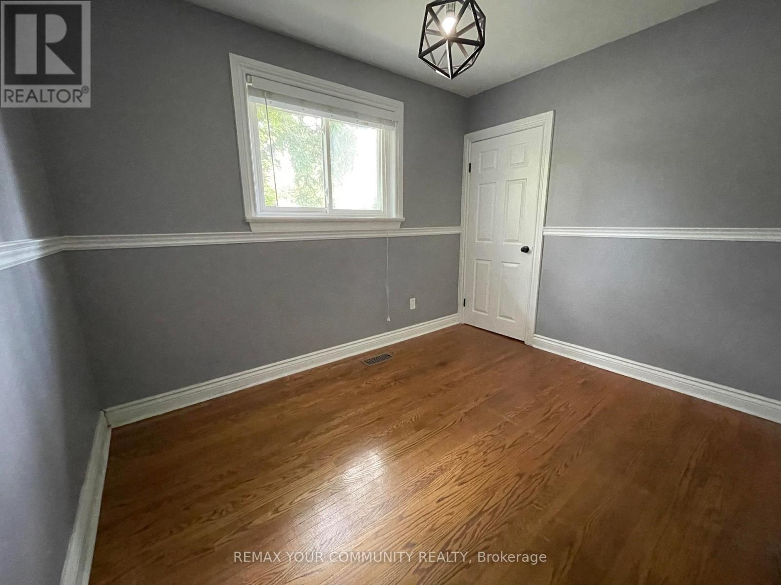 326 Rupert Avenue, Whitchurch-Stouffville, Ontario  L4A 1C9 - Photo 9 - N12944262