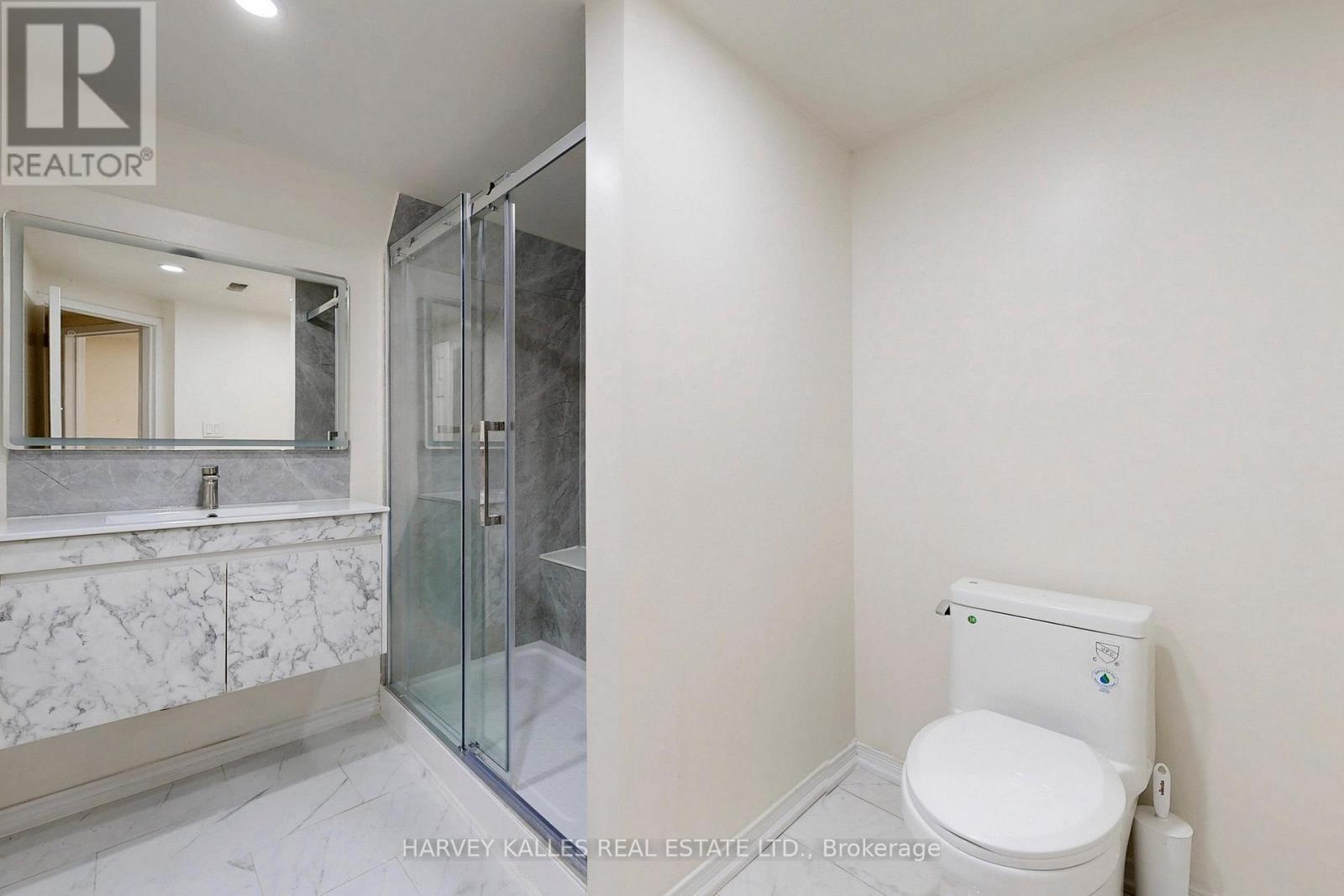 62 Dersingham Crescent, Markham (German Mills), Ontario  L3T 4E8 - Photo 27 - N12944330