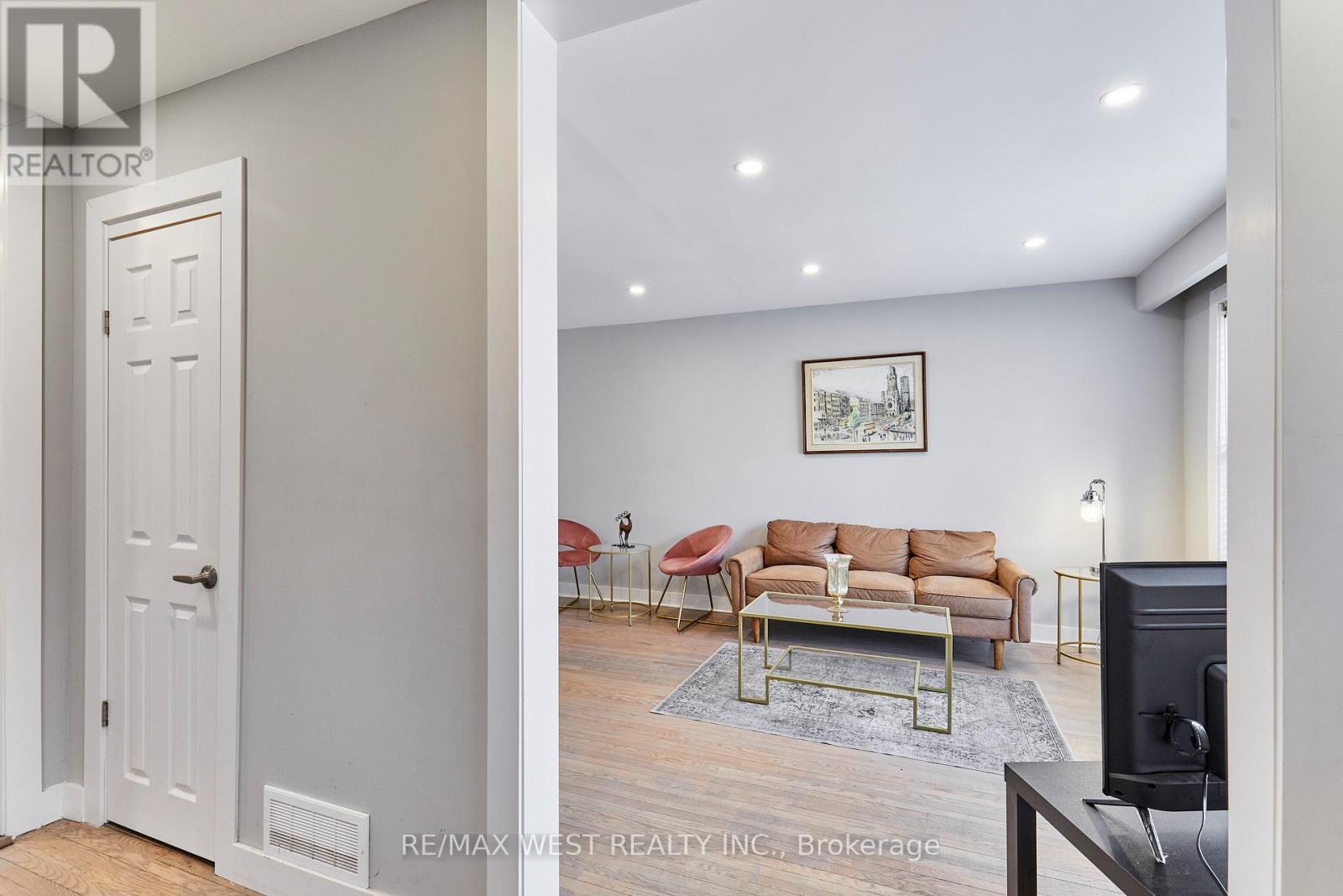 20 Mill Street, Markham, Ontario  L3P 1K9 - Photo 3 - N12944412