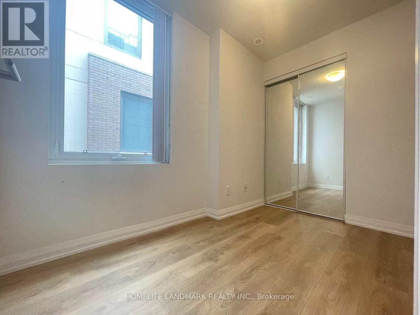 Th 60 - 1060 Portage Parkway E, Vaughan, Ontario  L4K 0K3 - Photo 8 - N12944468