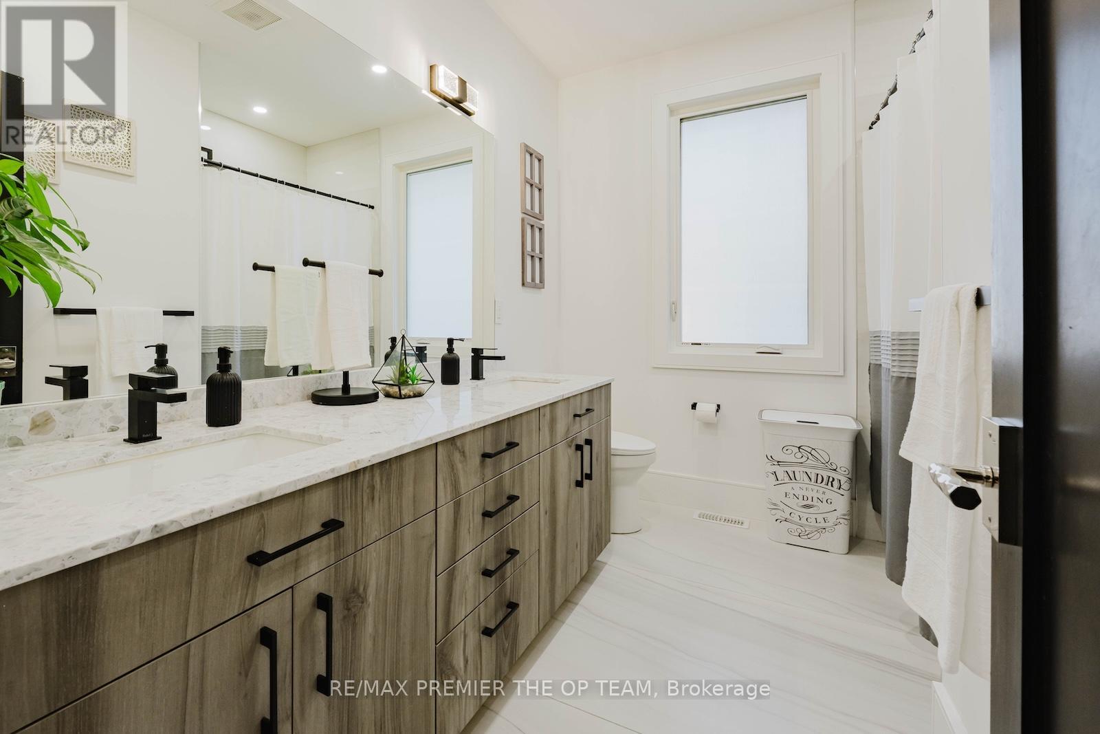 15 Rodcliff Road, New Tecumseth (Tottenham), Ontario  L0G 1W0 - Photo 17 - N12944482