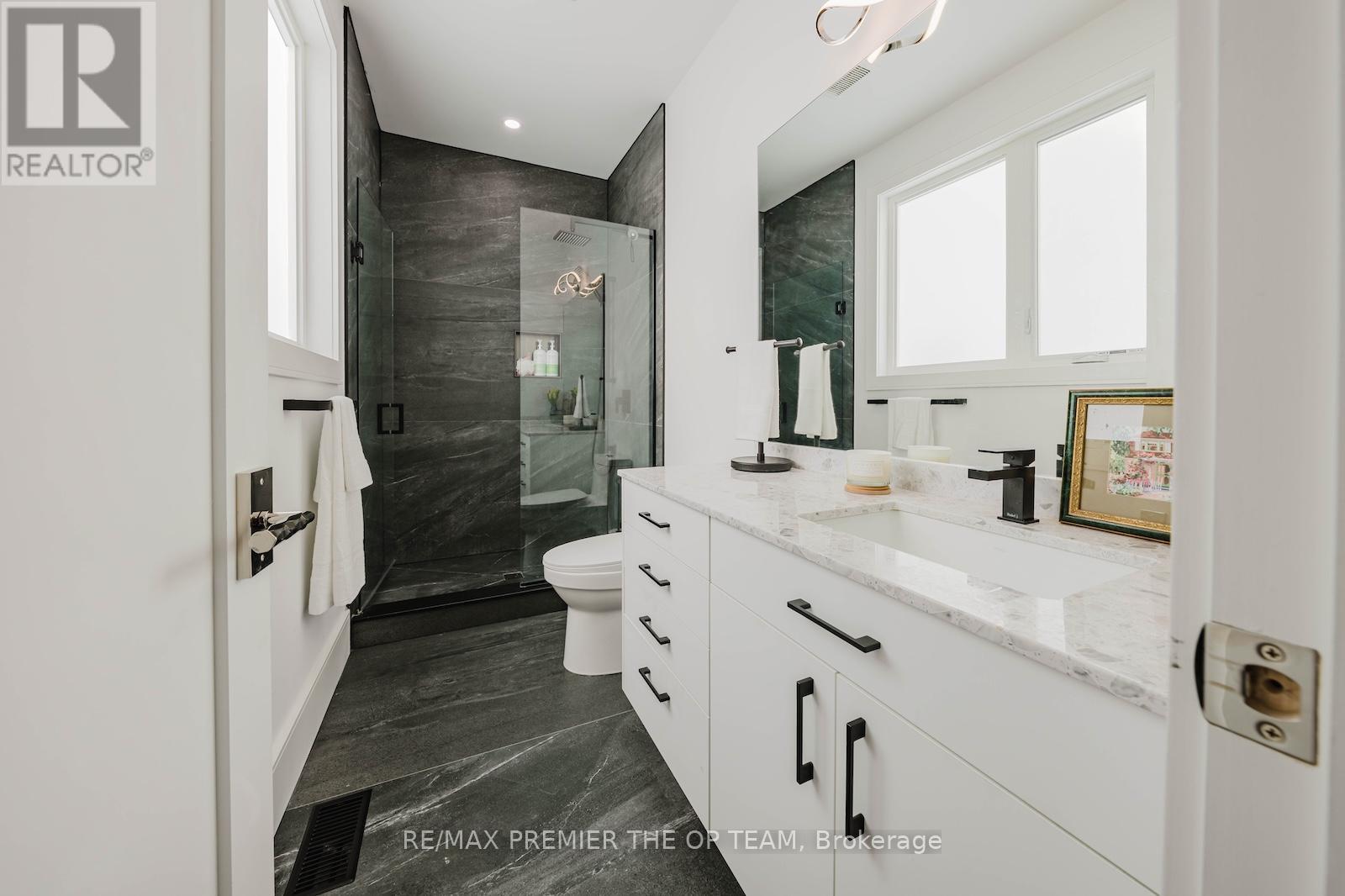 15 Rodcliff Road, New Tecumseth (Tottenham), Ontario  L0G 1W0 - Photo 19 - N12944482