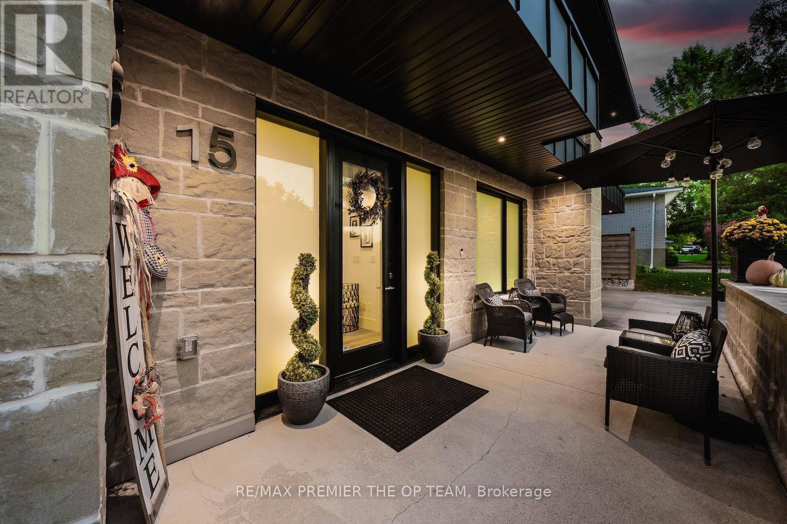 15 Rodcliff Road, New Tecumseth (Tottenham), Ontario  L0G 1W0 - Photo 3 - N12944482