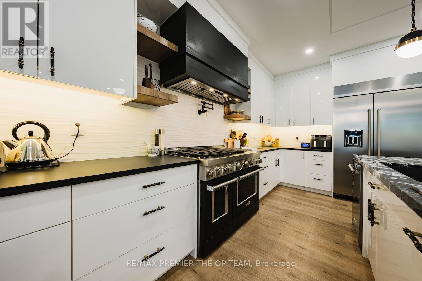 15 Rodcliff Road, New Tecumseth (Tottenham), Ontario  L0G 1W0 - Photo 9 - N12944482