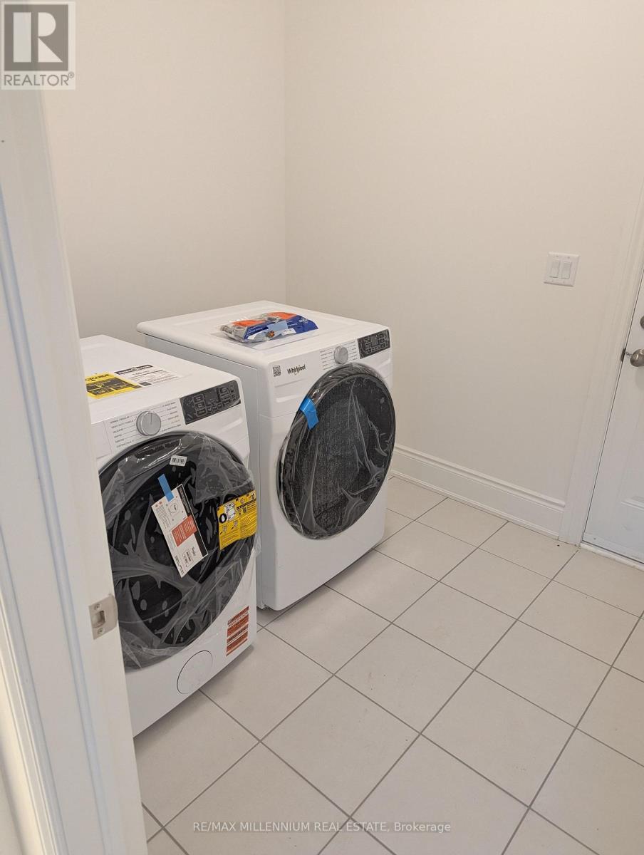 43 Brethet Heights, New Tecumseth, Ontario  L0G 1A0 - Photo 9 - N12944546