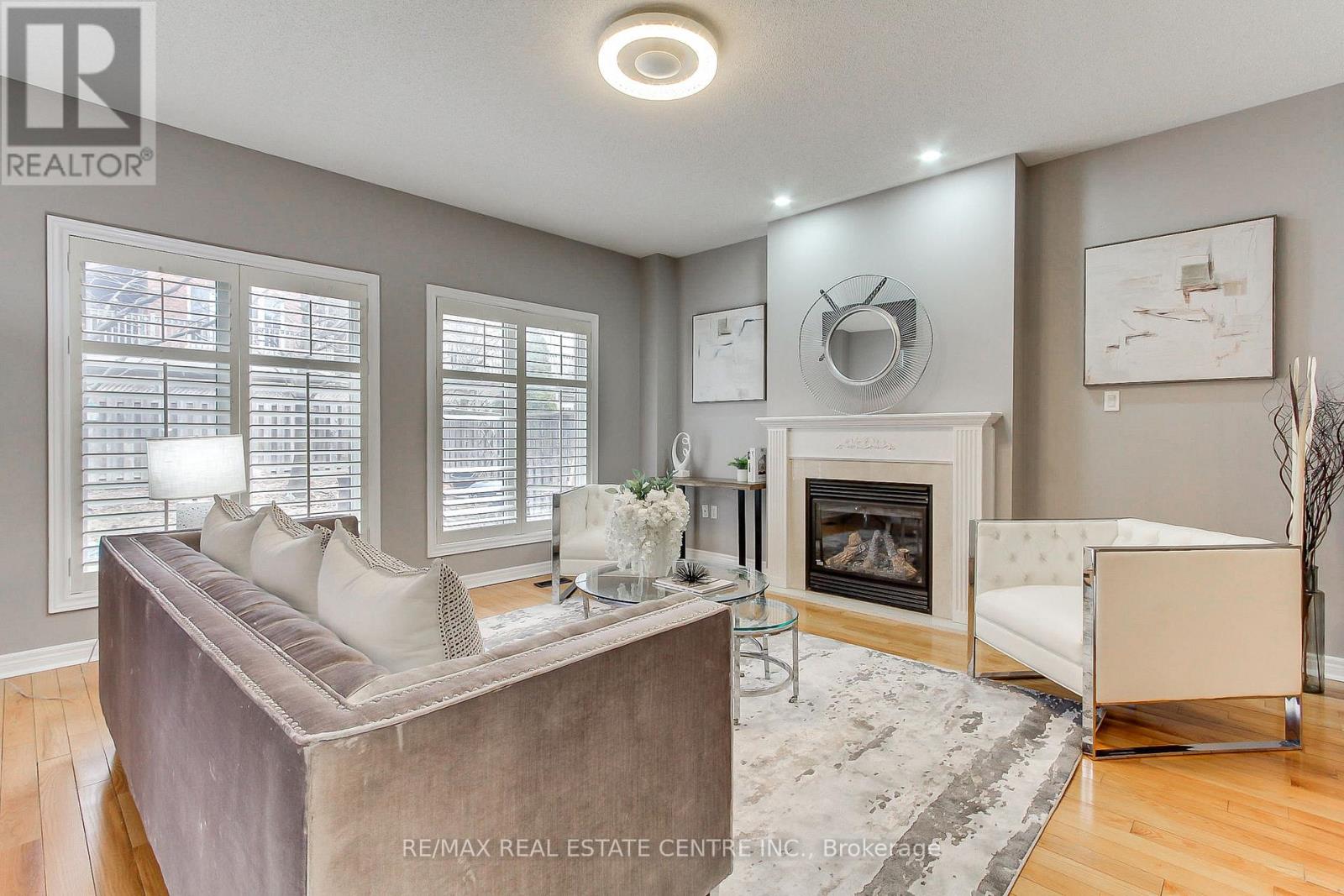 54 Woodbury Crescent, Newmarket (Summerhill Estates), Ontario  L3X 2V5 - Photo 19 - N12944628