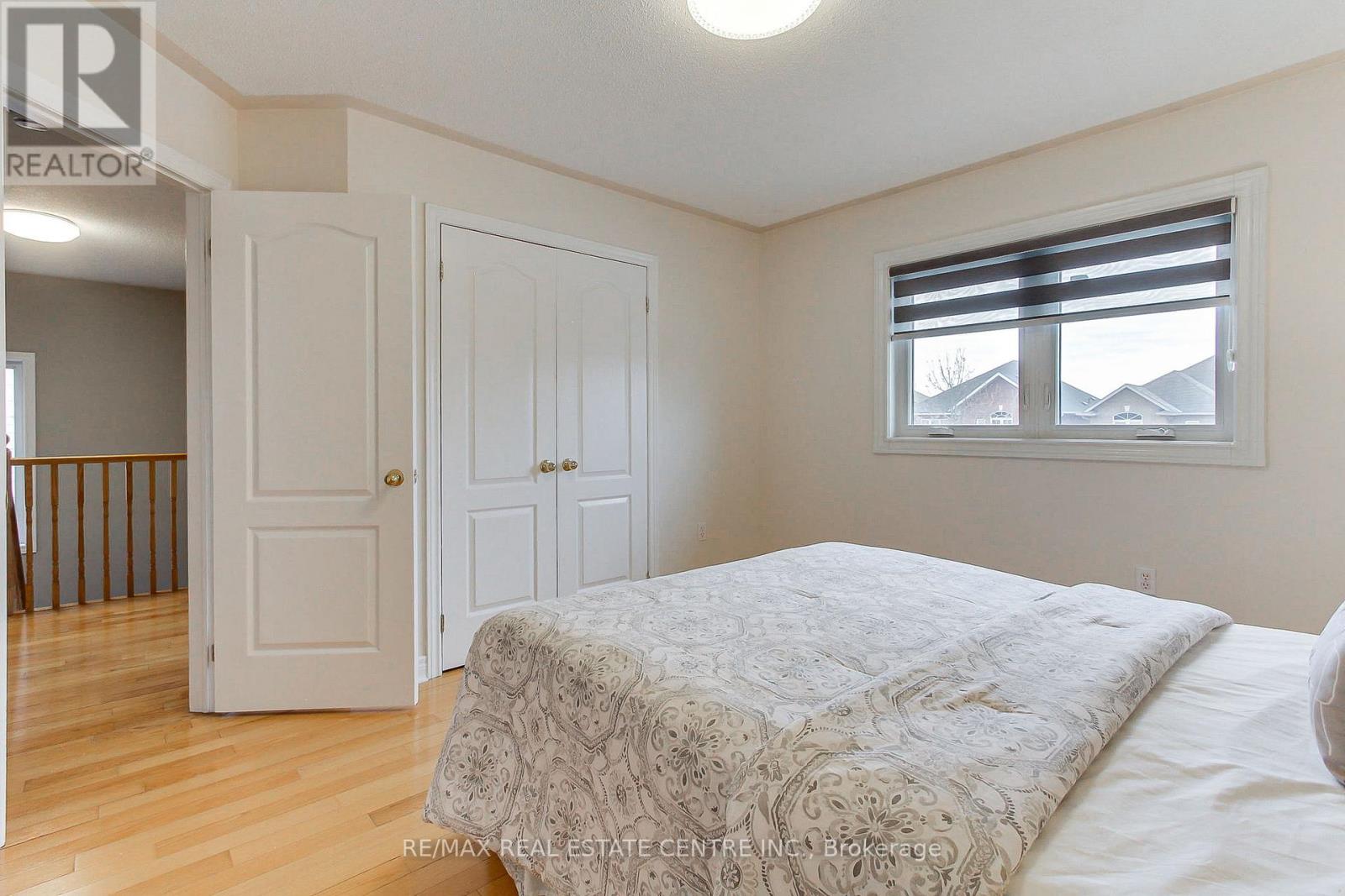 54 Woodbury Crescent, Newmarket (Summerhill Estates), Ontario  L3X 2V5 - Photo 35 - N12944628